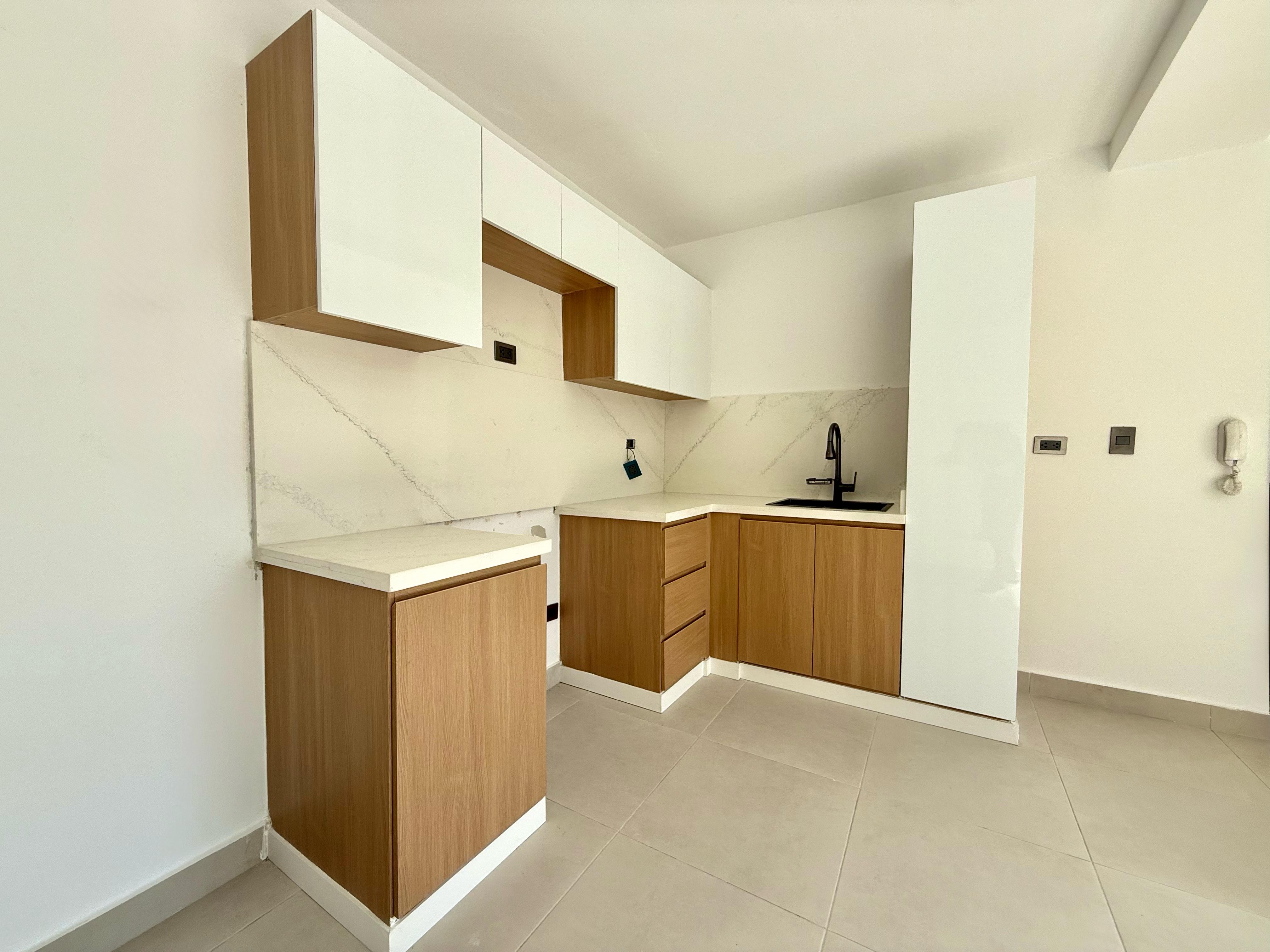 apartamentos - Evaristo Morales 📍  ✨Apartamento nuevo en venta c 3