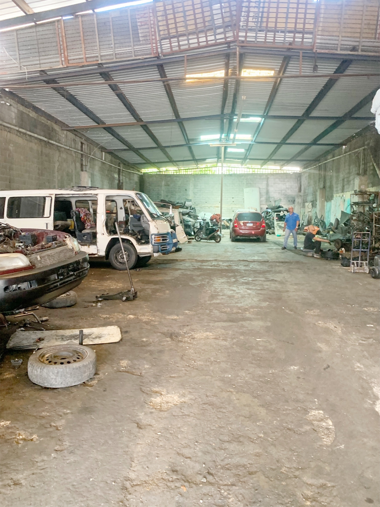 oficinas y locales comerciales - Nave en venta en ensanche la Fe  2