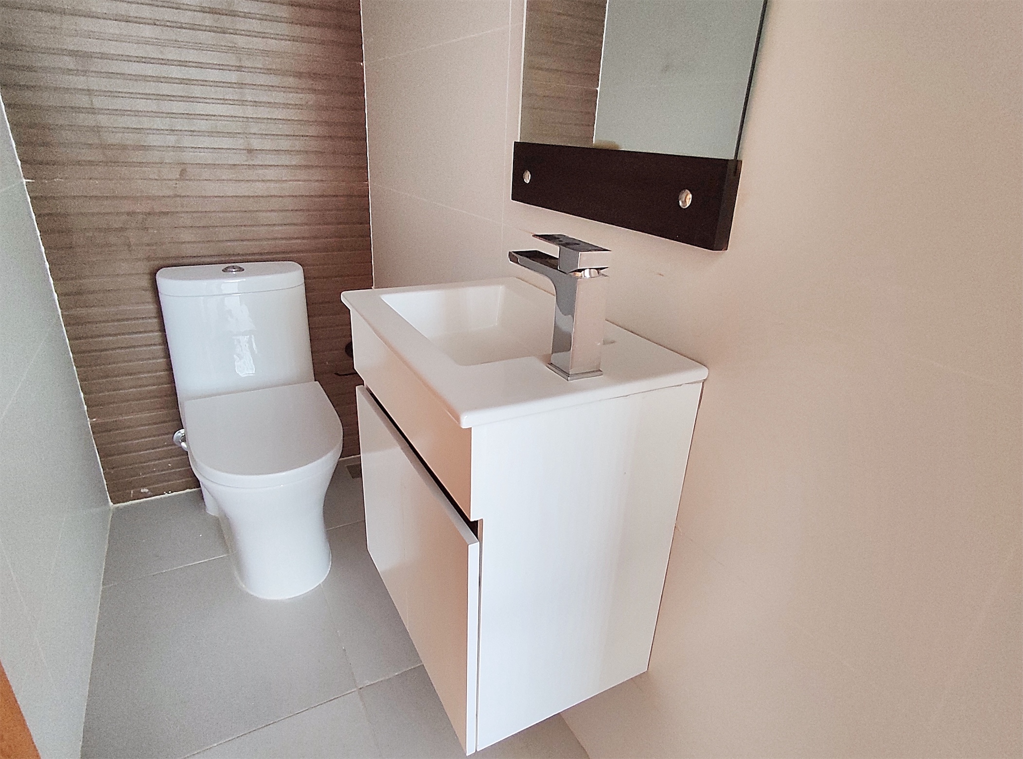 apartamentos - Piso alto de venta en el Dorado II 3