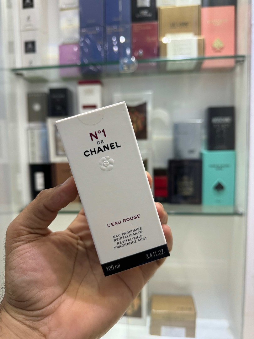 joyas, relojes y accesorios - PERFUME  NO.1 CHANEL L'EAU ROUGE FRAGRANCE MIST 100ML NUEVOS, ORIGINALES 10,500 0