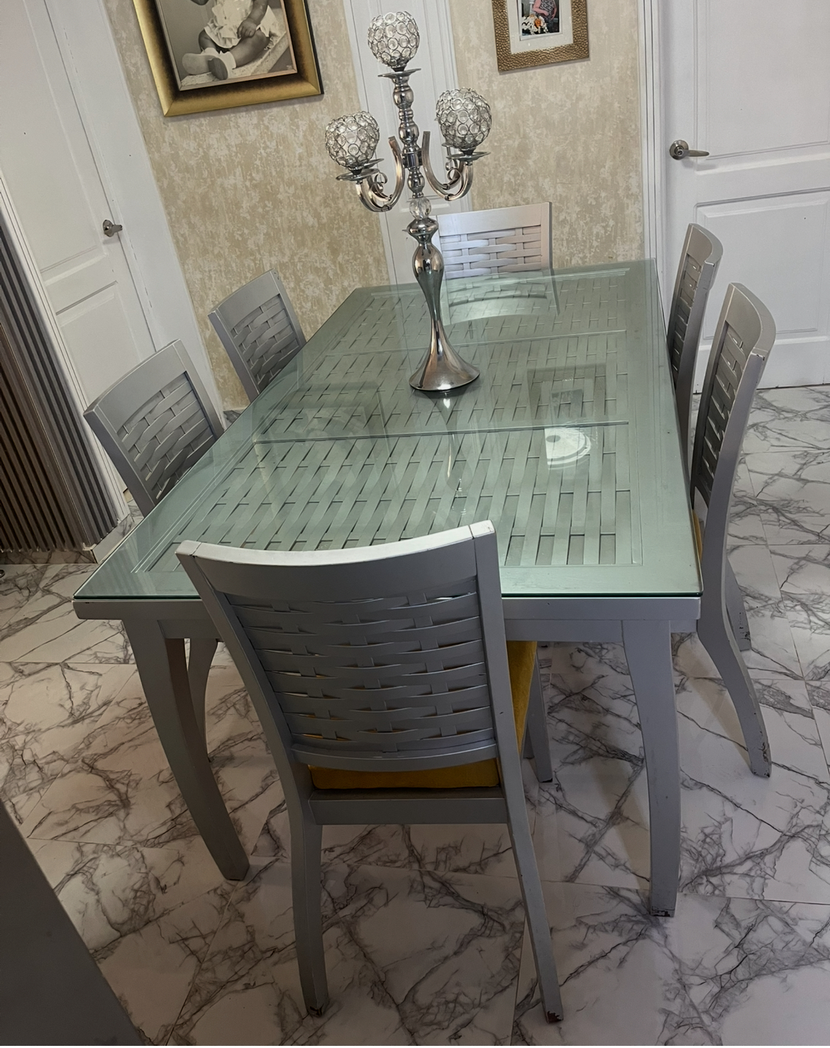 muebles y colchones - Vendo comedor  0