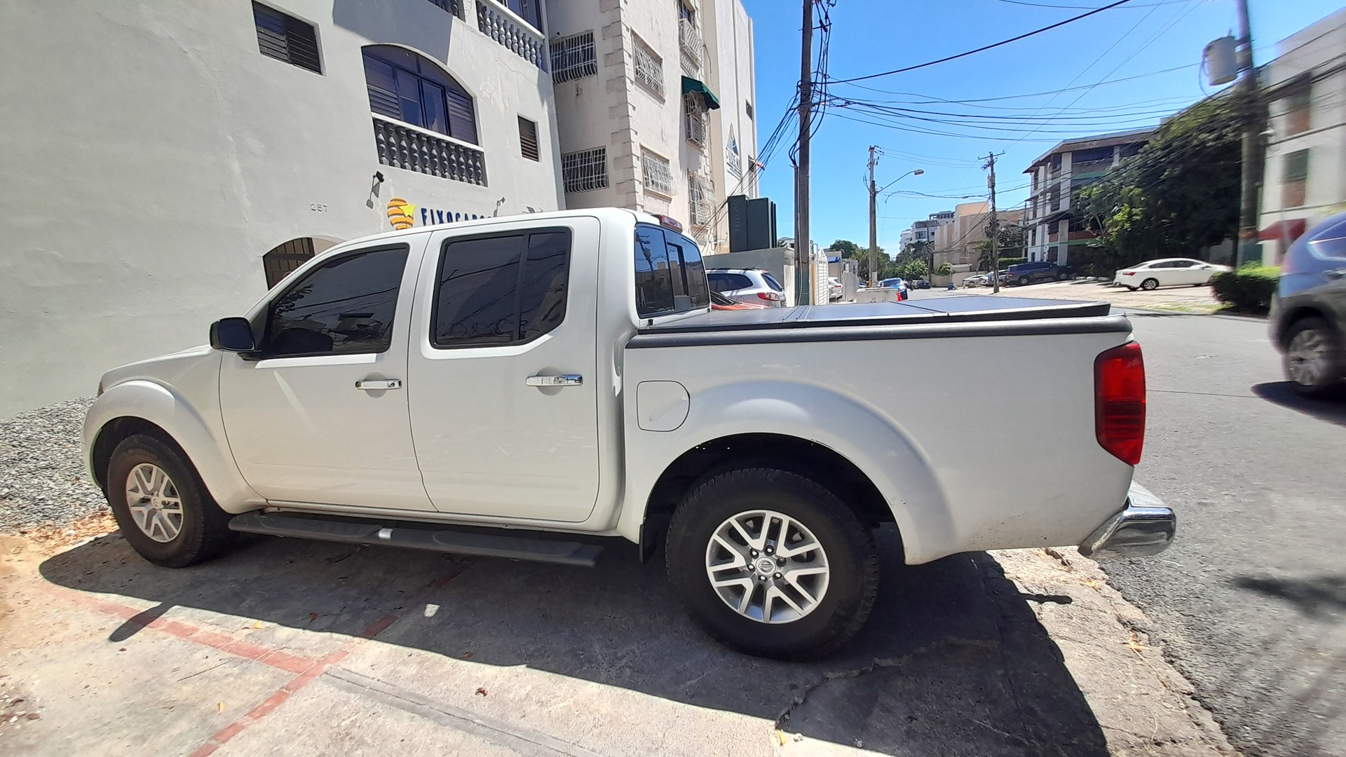jeepetas y camionetas - Nissan frontier 2016 0