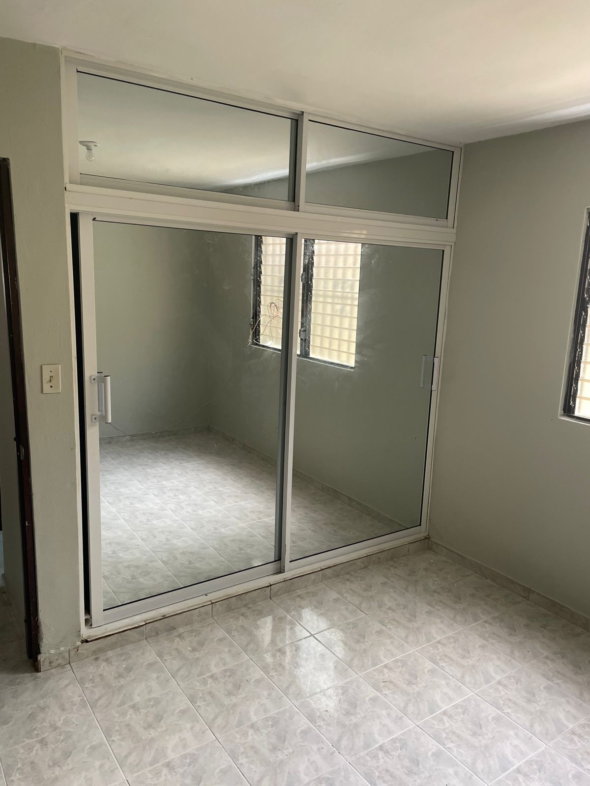 casas - Venta Casa Duplex en Residencial Doña Idalia, Av. Charles de Gaulle 5