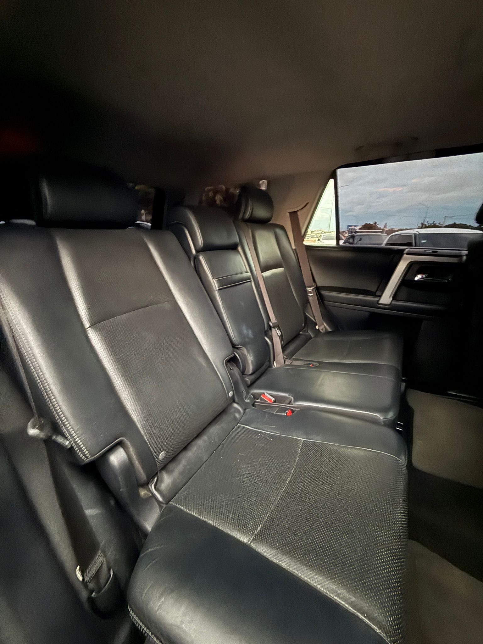 jeepetas y camionetas - Toyota 4Runner 2015 limited 
 5