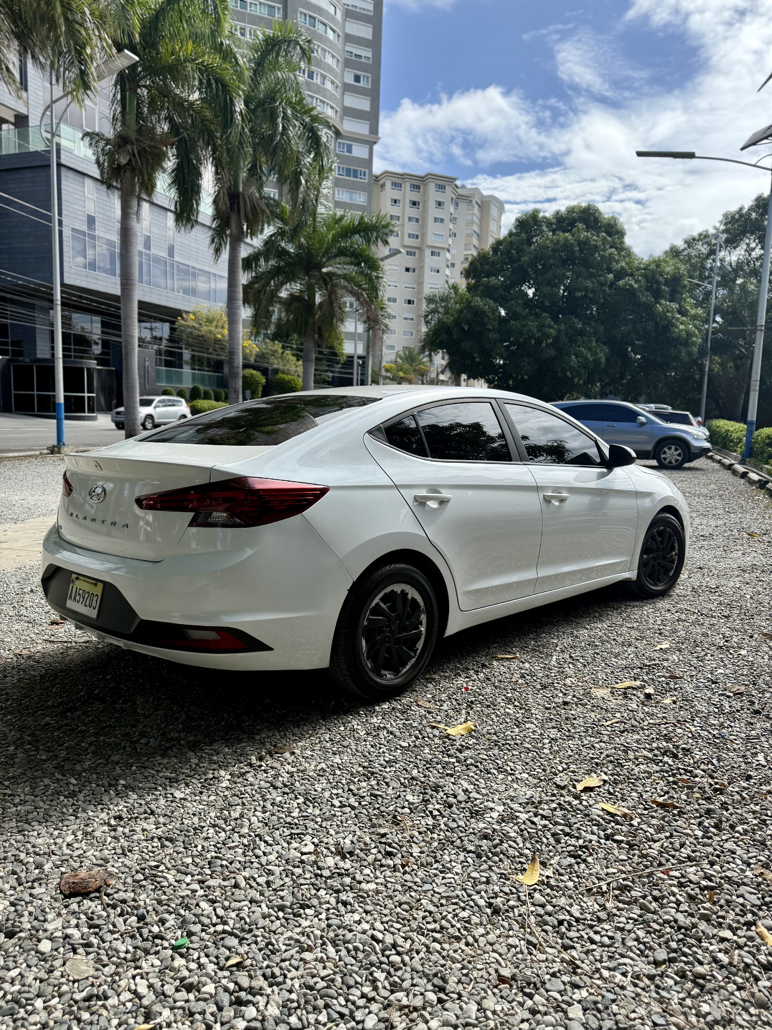carros - HYUNDAI ELANTRA SE 2019  3