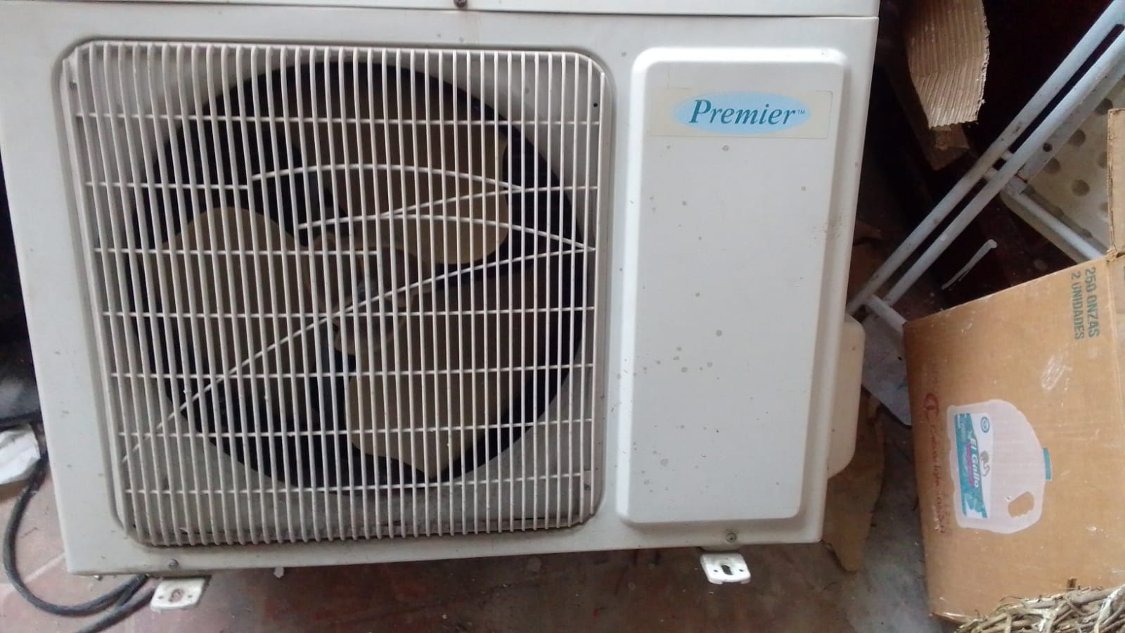 aires acondicionados y abanicos - AIRE ACONDICIONADO 12000 BTU 0