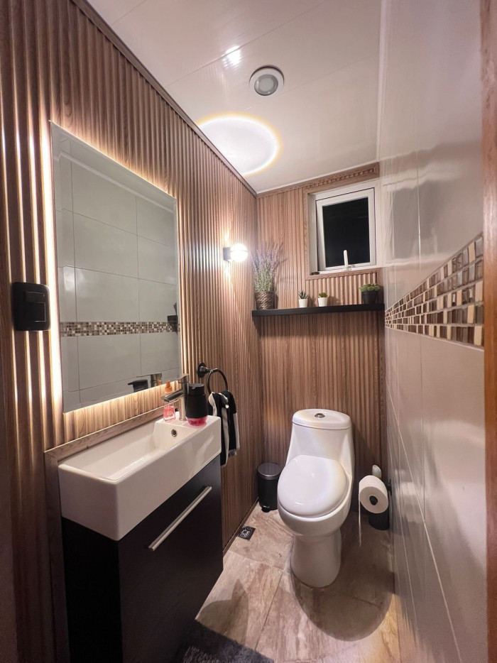 apartamentos - Apartamento en 2do Nivel con Terraza – Los Prados  4