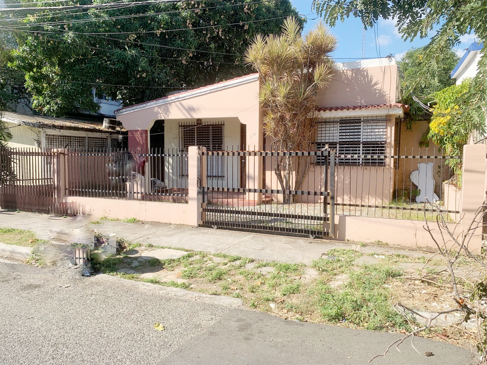 casas - Casa céntrica en venta , negocio o vivienda 1