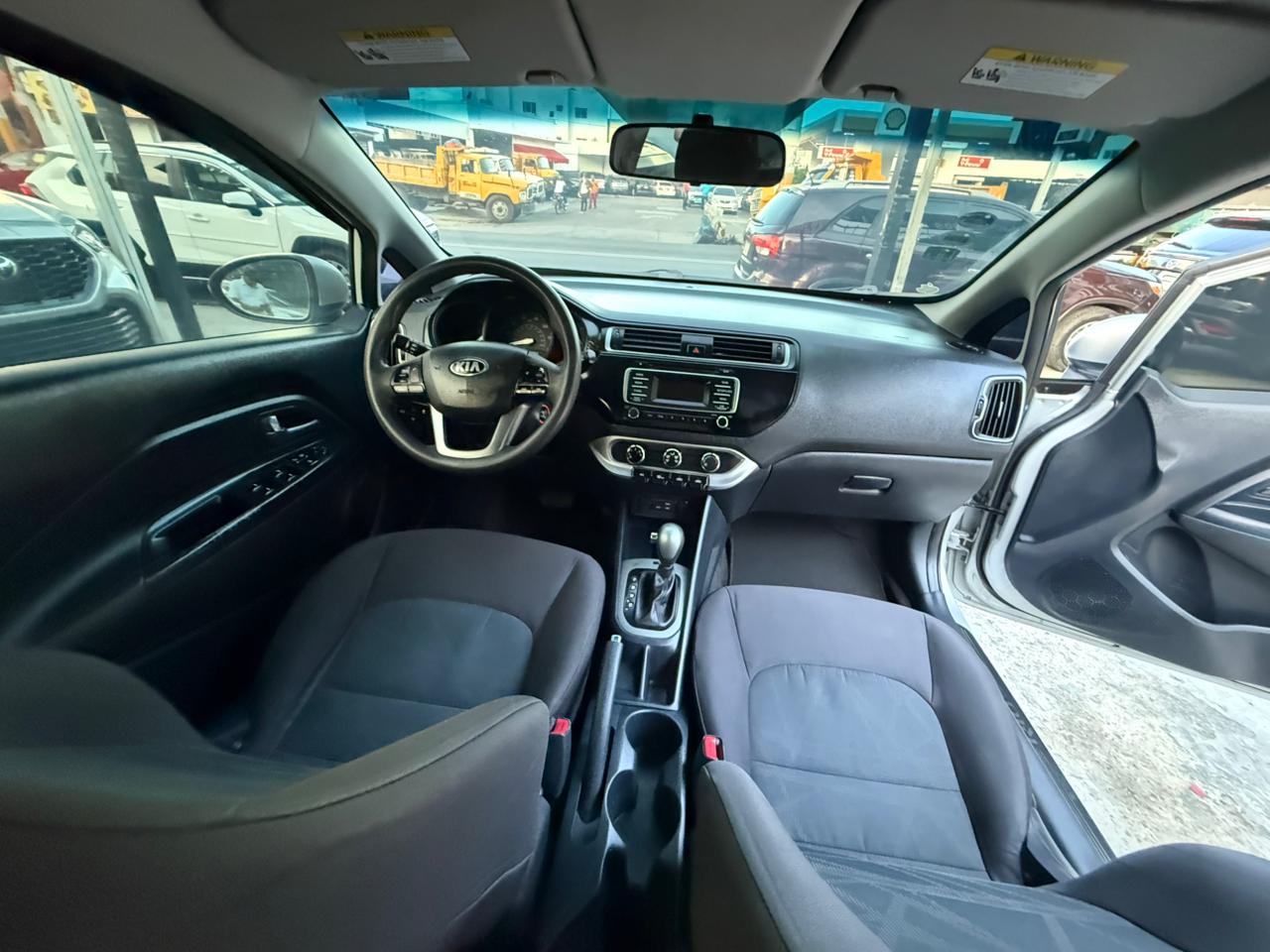 carros - KIA RIO LX 2016 8