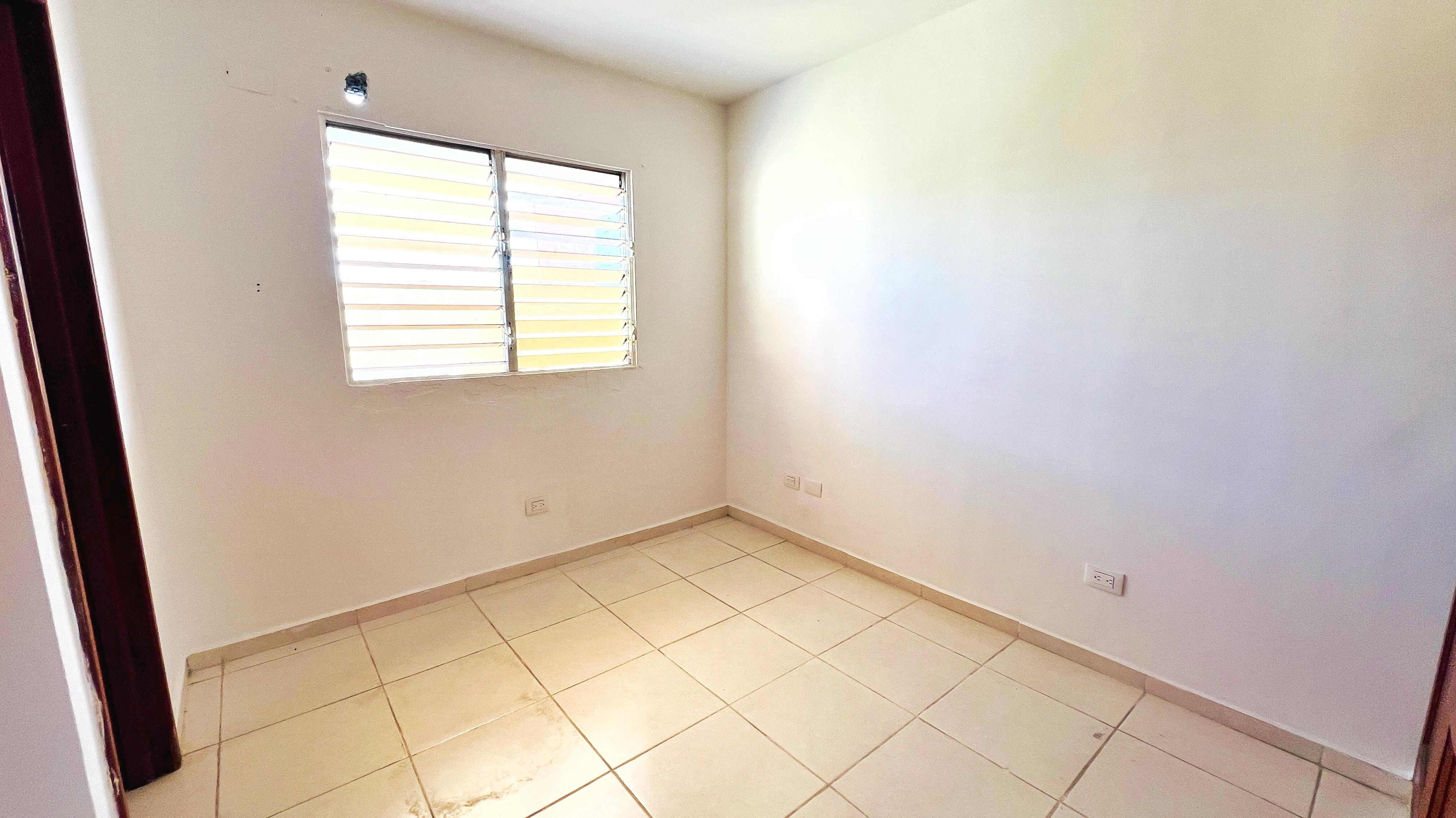 apartamentos - Apartamento en Venta en la Jacobo Majluta 4to Piso 7