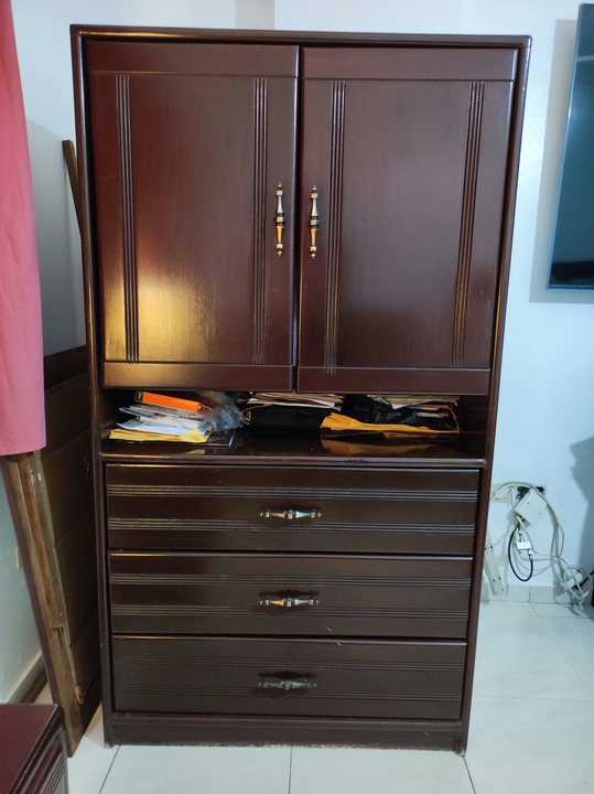 muebles y colchones - BIURO Y MESA DE NOCHE (PRECIOS 38,500 Y 9,200) 0