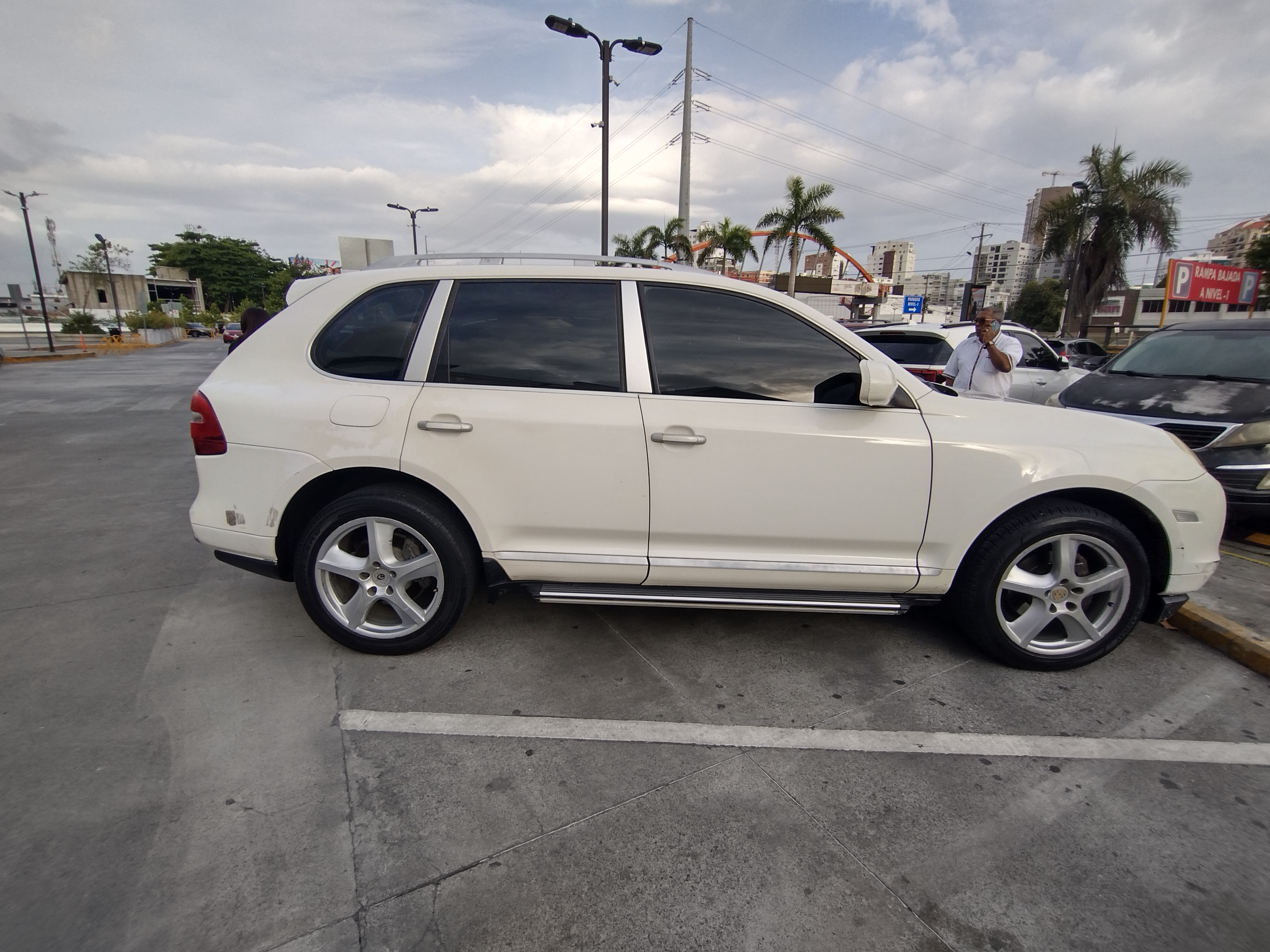 jeepetas y camionetas - Porsche Cayenne V6 en muy Buenas Condiciones  2