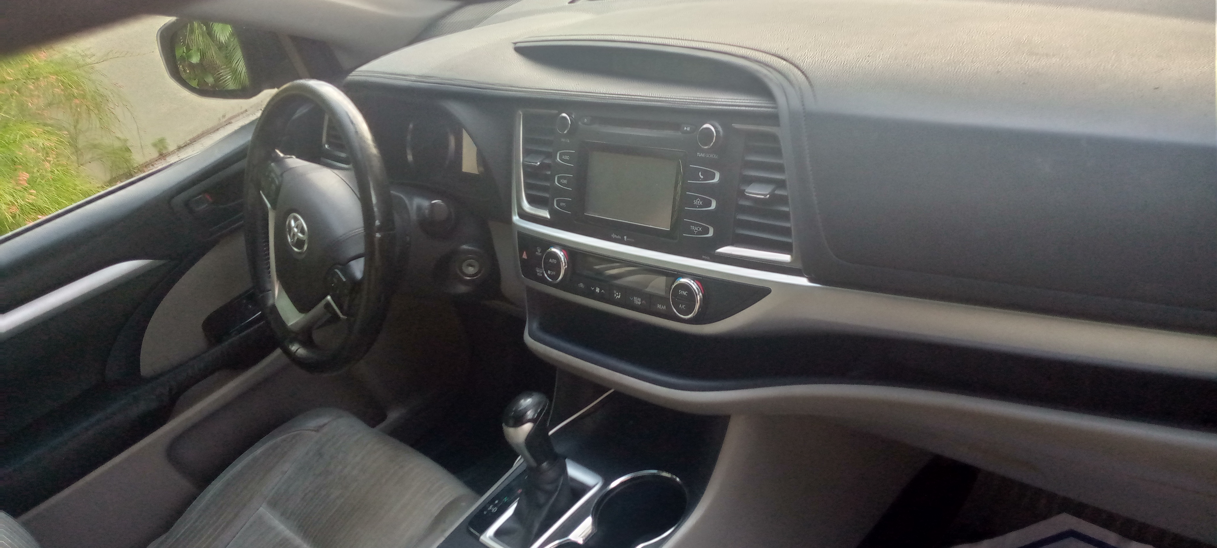 jeepetas y camionetas - Vendo . único dueño  2