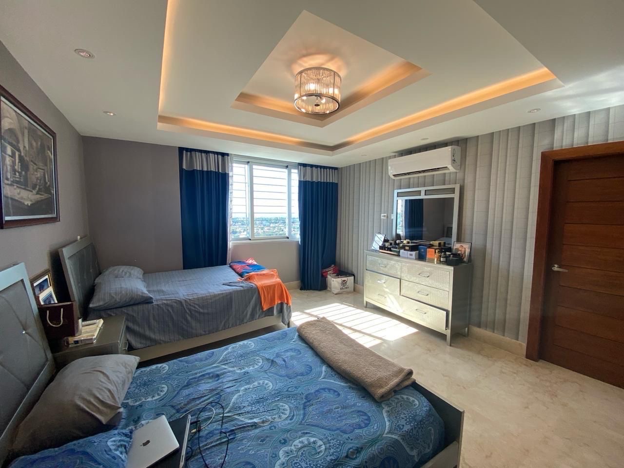 apartamentos - venta de penthouse en Merlot 3 Alma Rosa 1 de 336mts con jacuzzi Santo Domingo  1