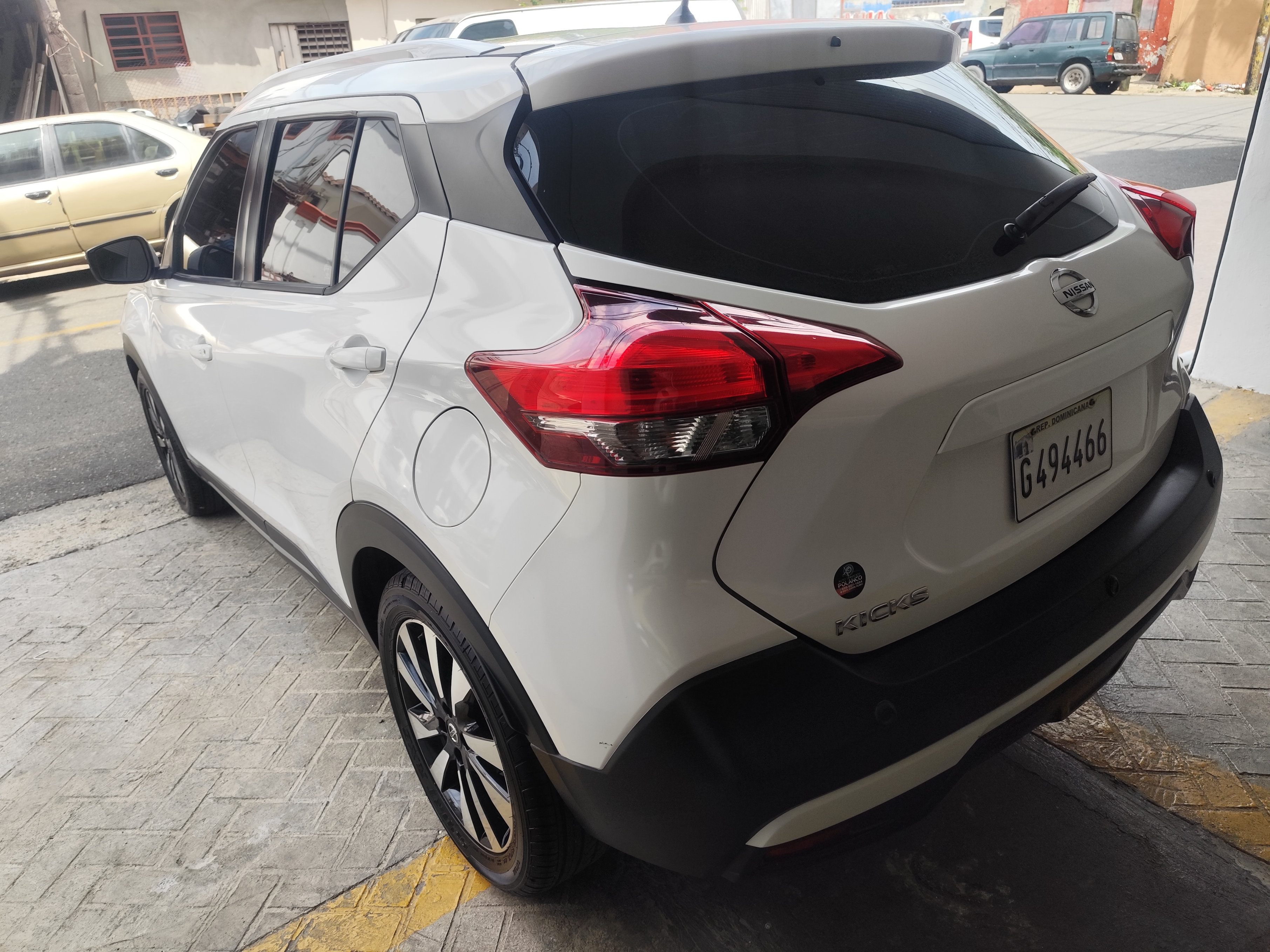 jeepetas y camionetas - Nissan kicks 2021toyota honda Hyundai kia  3