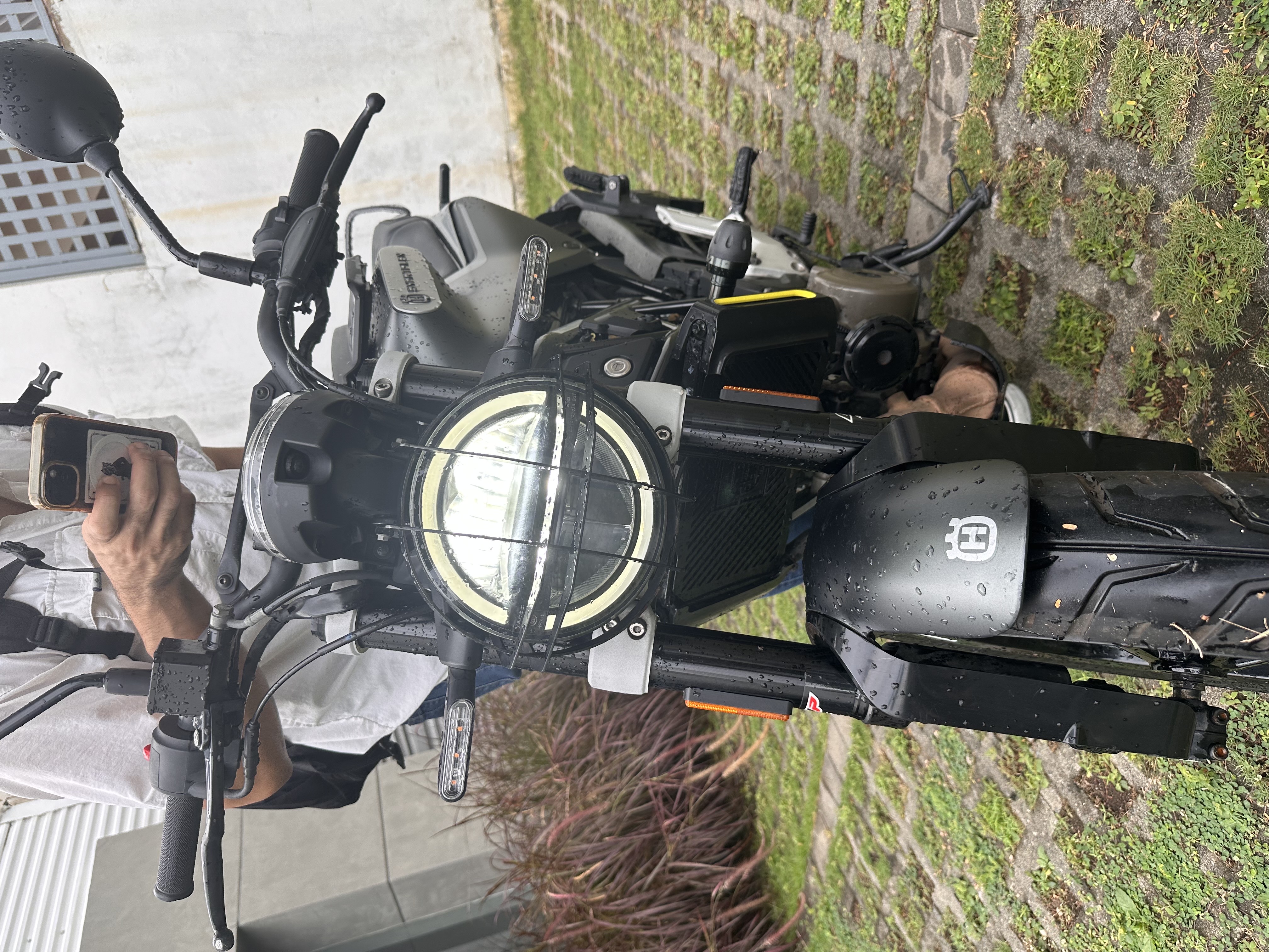 motores y pasolas - Svartpilen 250-2020 Husqvarna  8