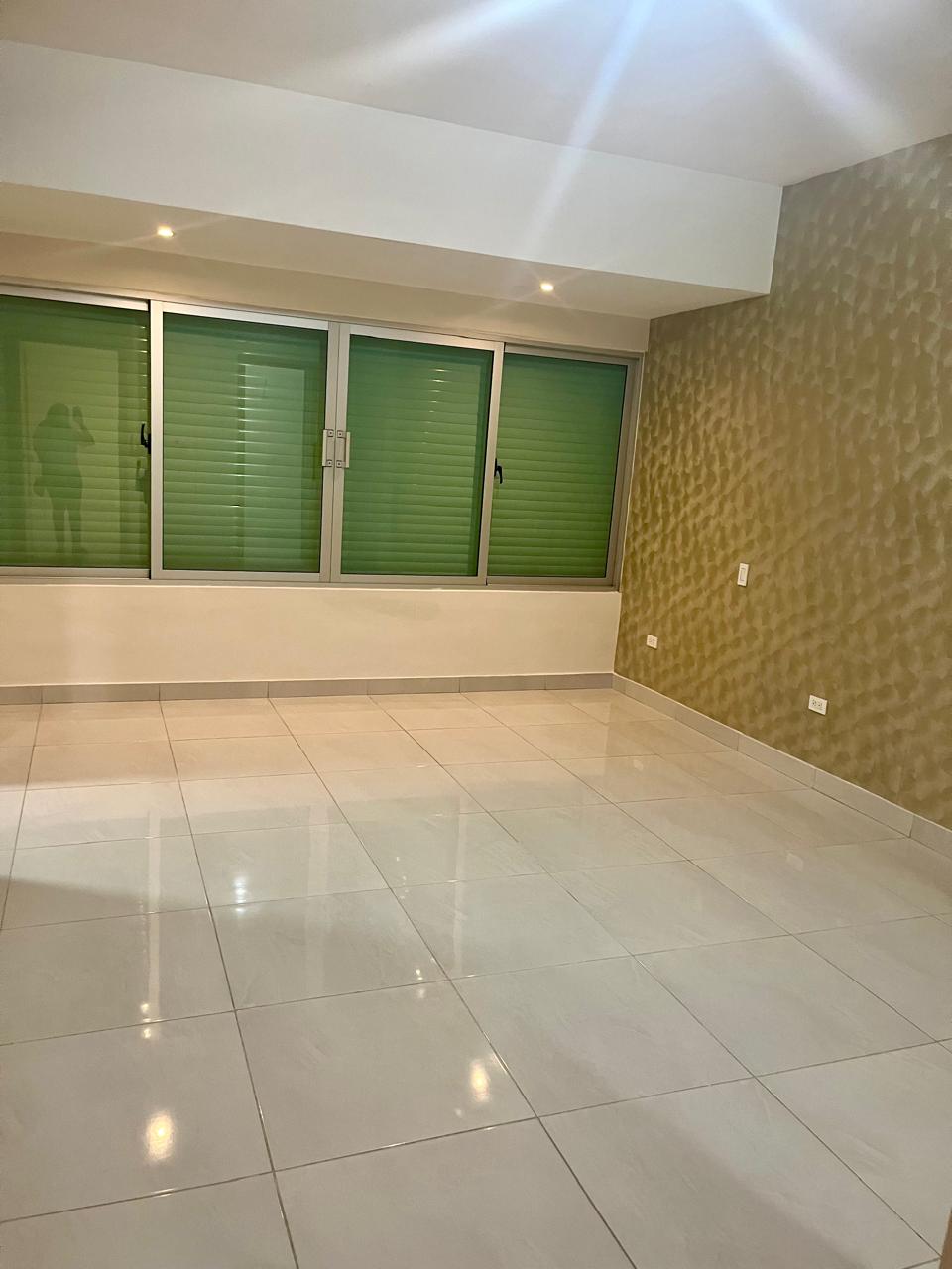 apartamentos - Se Vende En Piantini  4