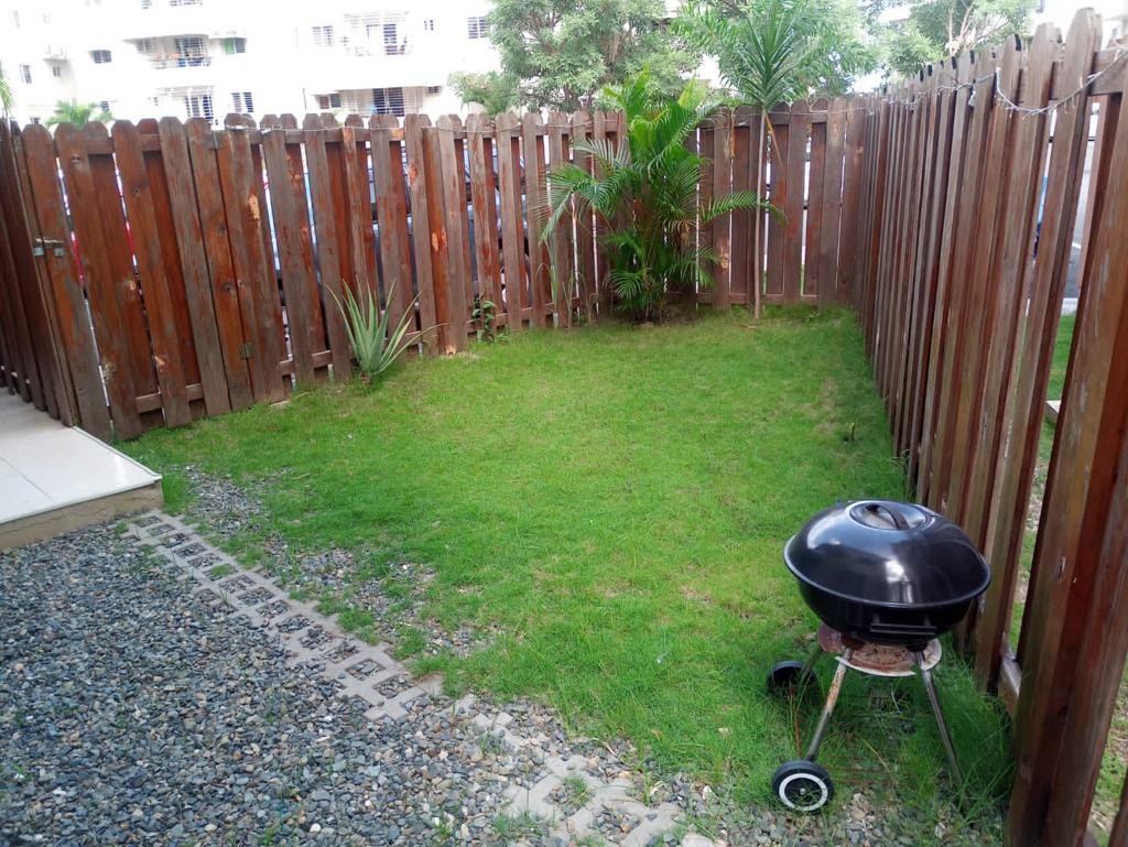apartamentos - Se vende apartamento en Altos de Arroyo Hondo primer piso 1