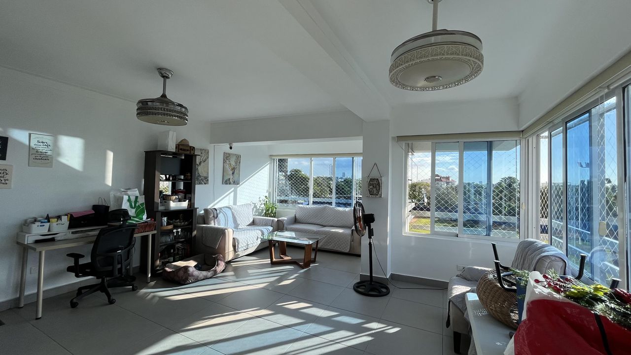 apartamentos - Apartamento en venta en Miramar  0