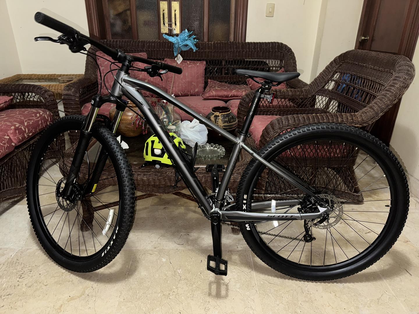 bicicletas y accesorios - BICICLETA SCOTT 950 1