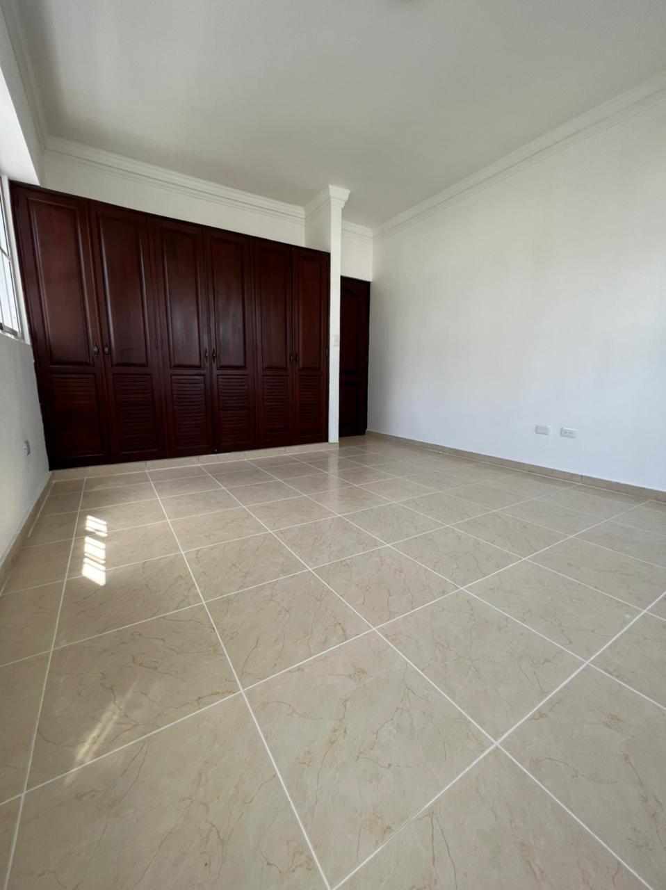 apartamentos - Rento Apartamento sin Amueblar en los cacicazgo  7