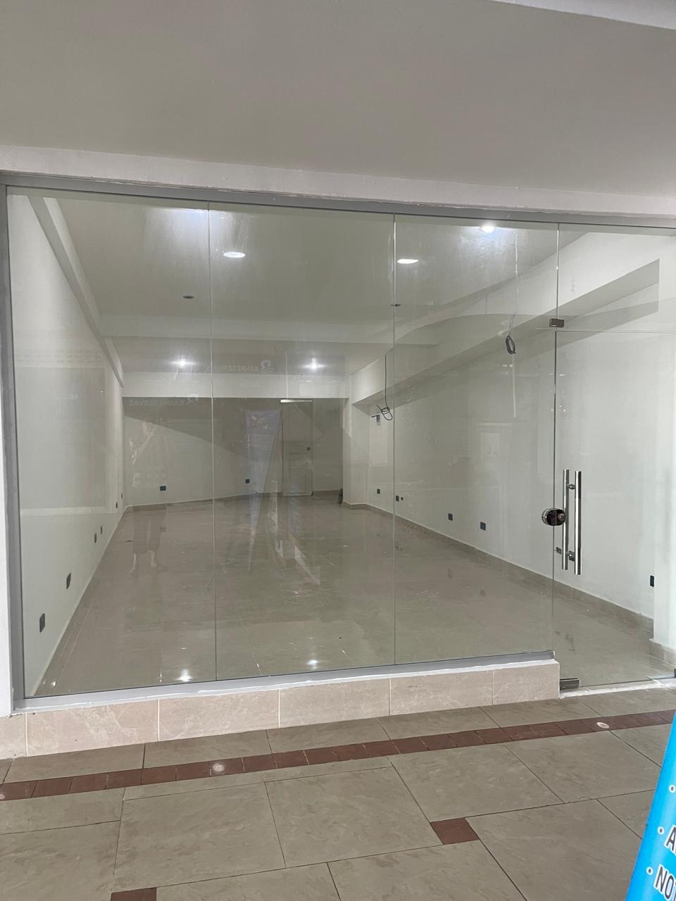 oficinas y locales comerciales - Local en zona universitaria  3