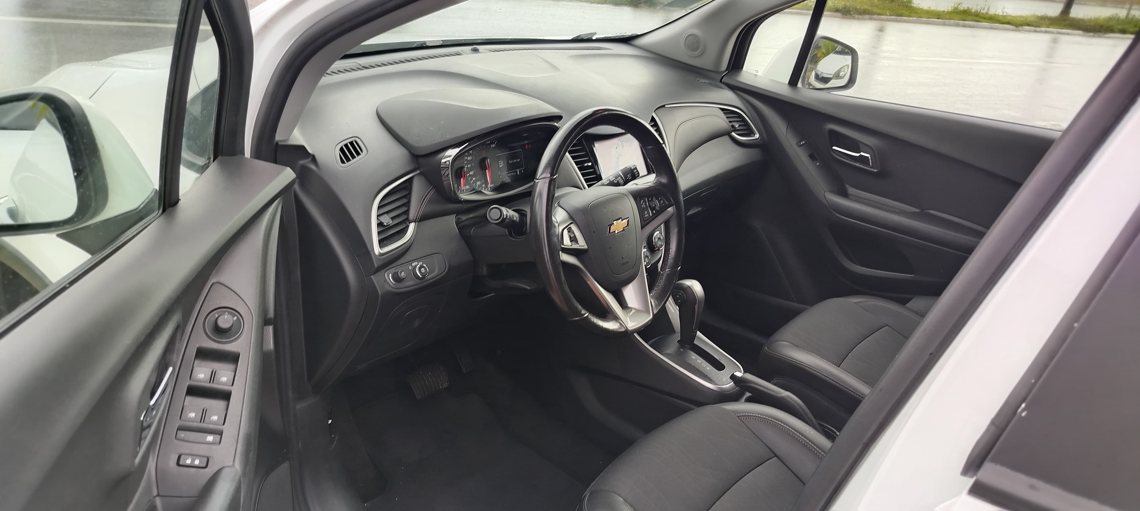 jeepetas y camionetas - Chevrolet Trax 2022 5