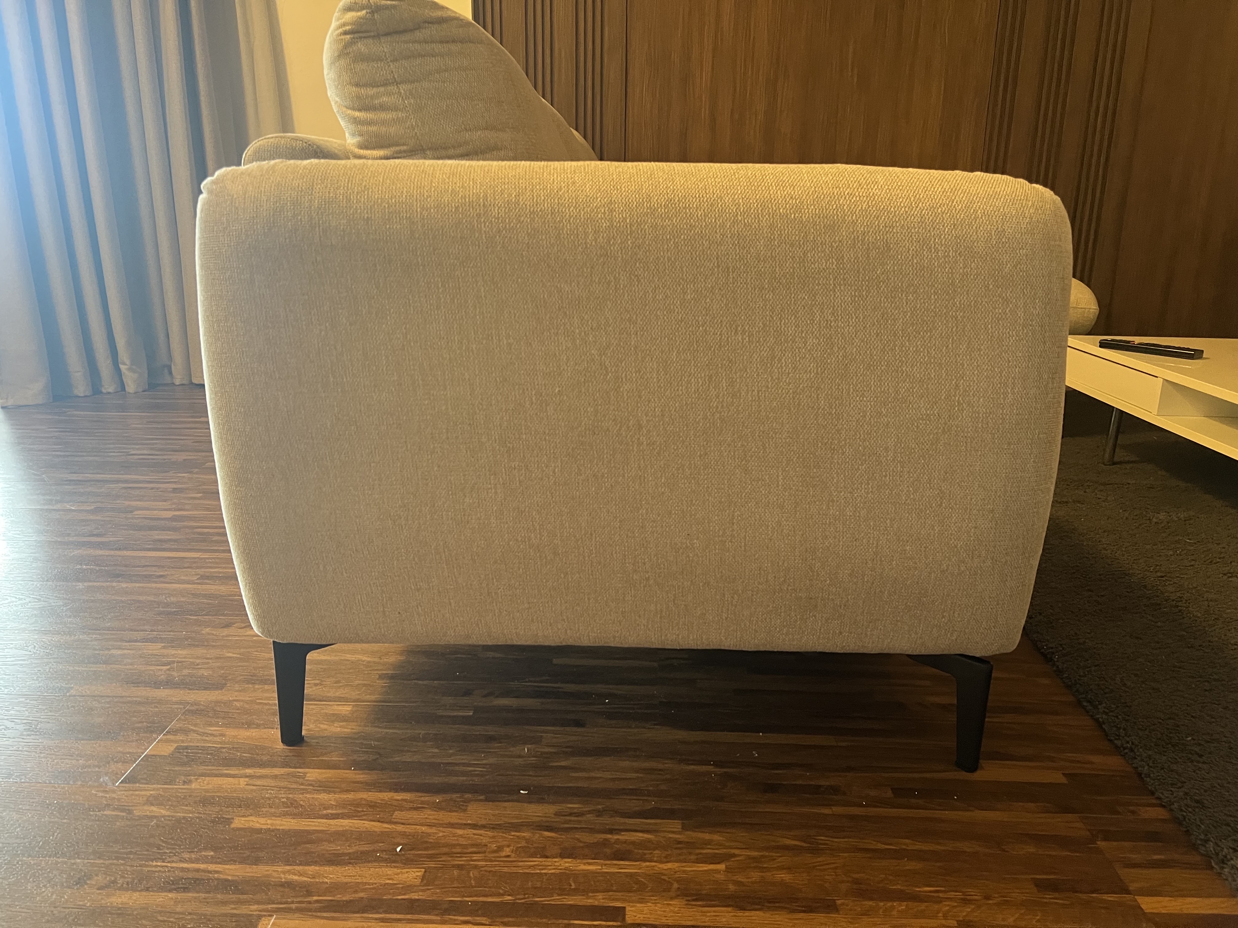 muebles y colchones - Sofá Seccional Moderno en L – Beige Claro 2