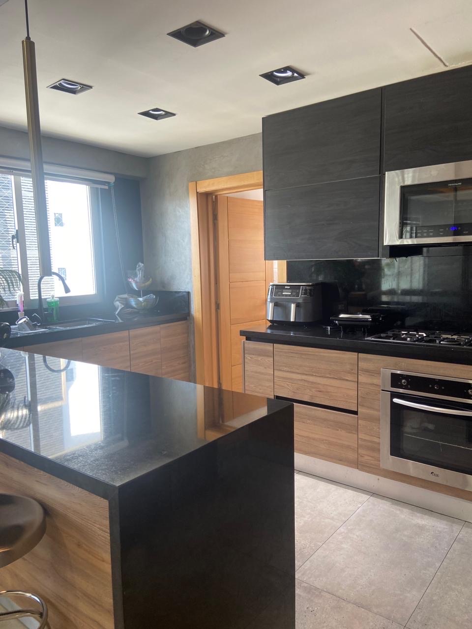 apartamentos - venta de apartamento en Evaristo morales con 172mts piso alto Distrito Nacional  5