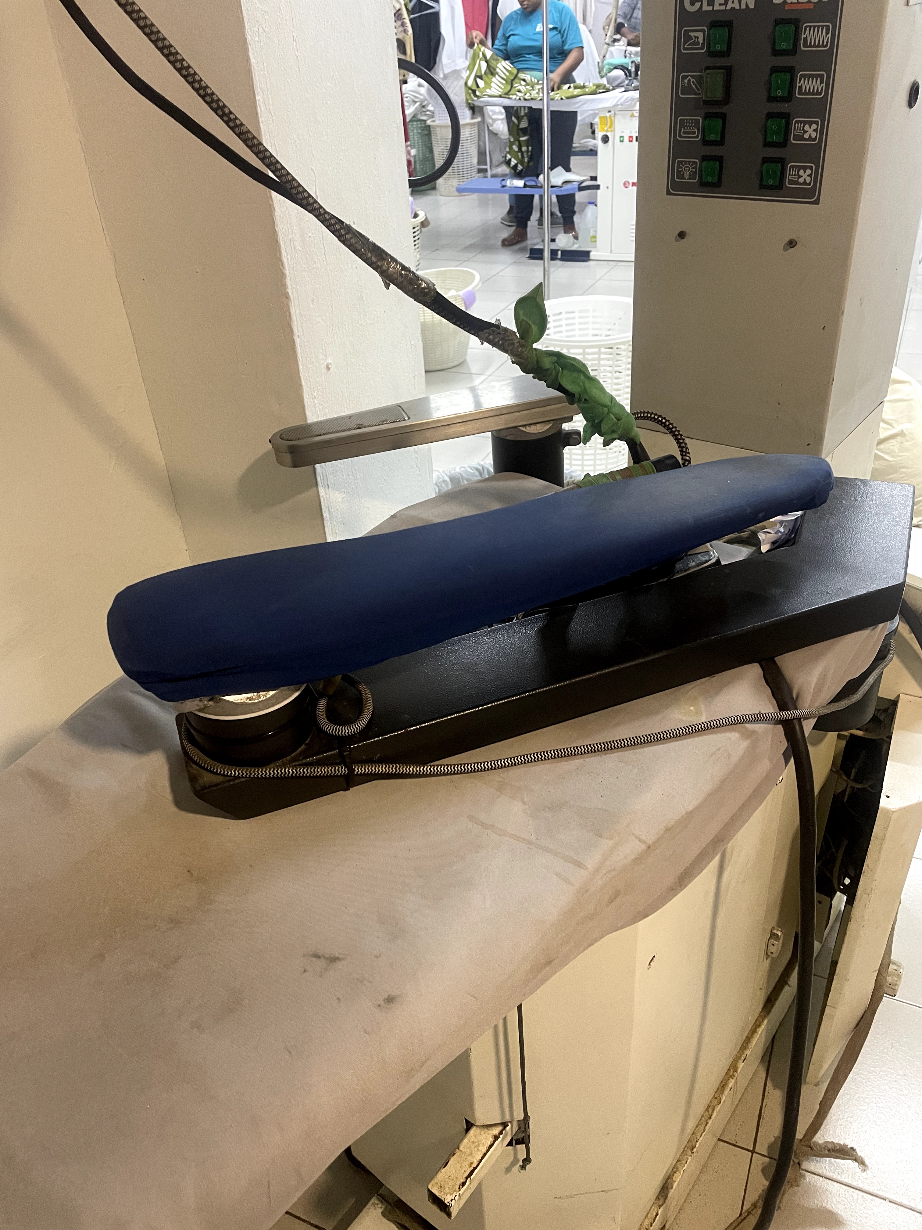equipos profesionales - Máquina de Planchado Industrial 5àSec – Ideal para 0