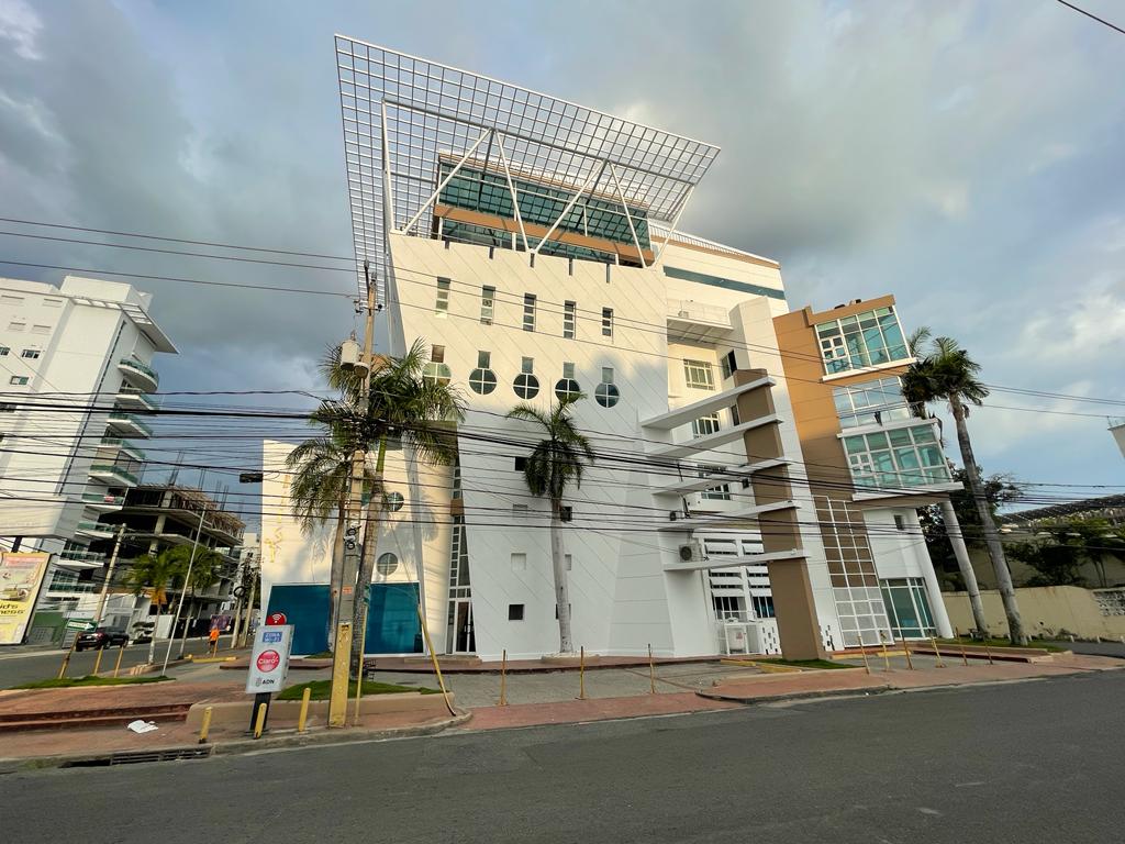 oficinas y locales comerciales - Oficina amueblada proximo a la Churchill 2