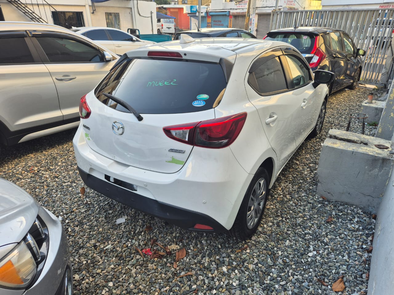 carros - Azada Demio 2019 nitido 2