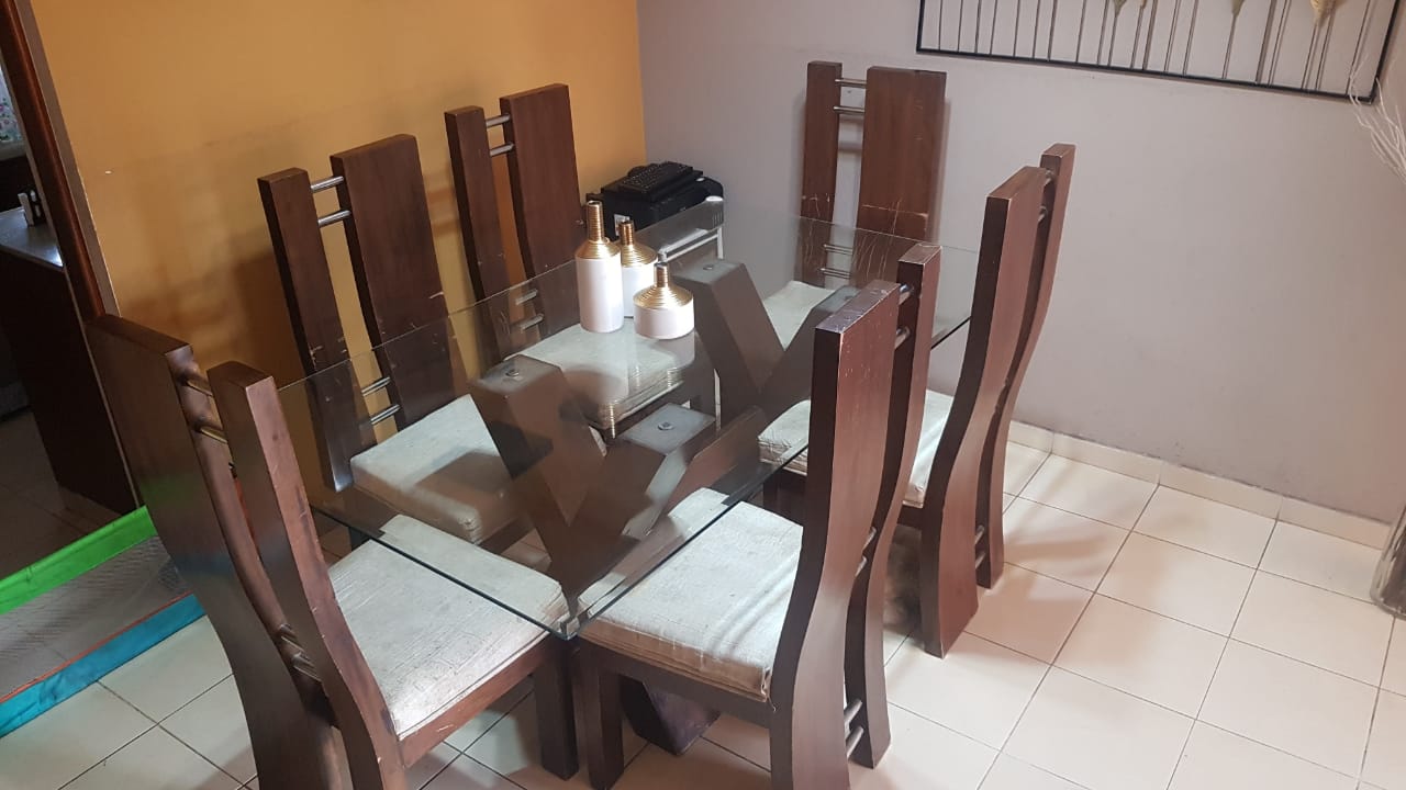 muebles y colchones - Comedor en buen estado 2