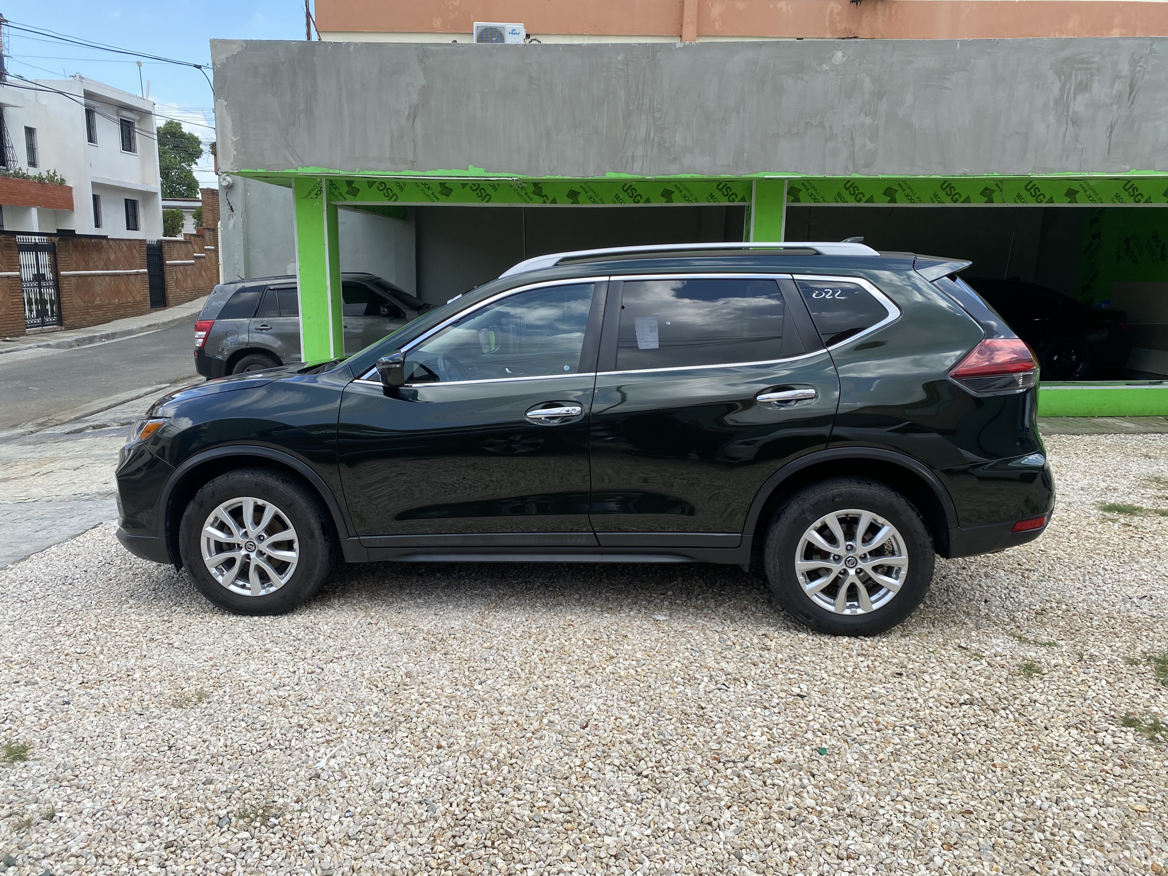 jeepetas y camionetas - súper Oferta! Nissan Rogue SV 2019 AWD clean carfax 3