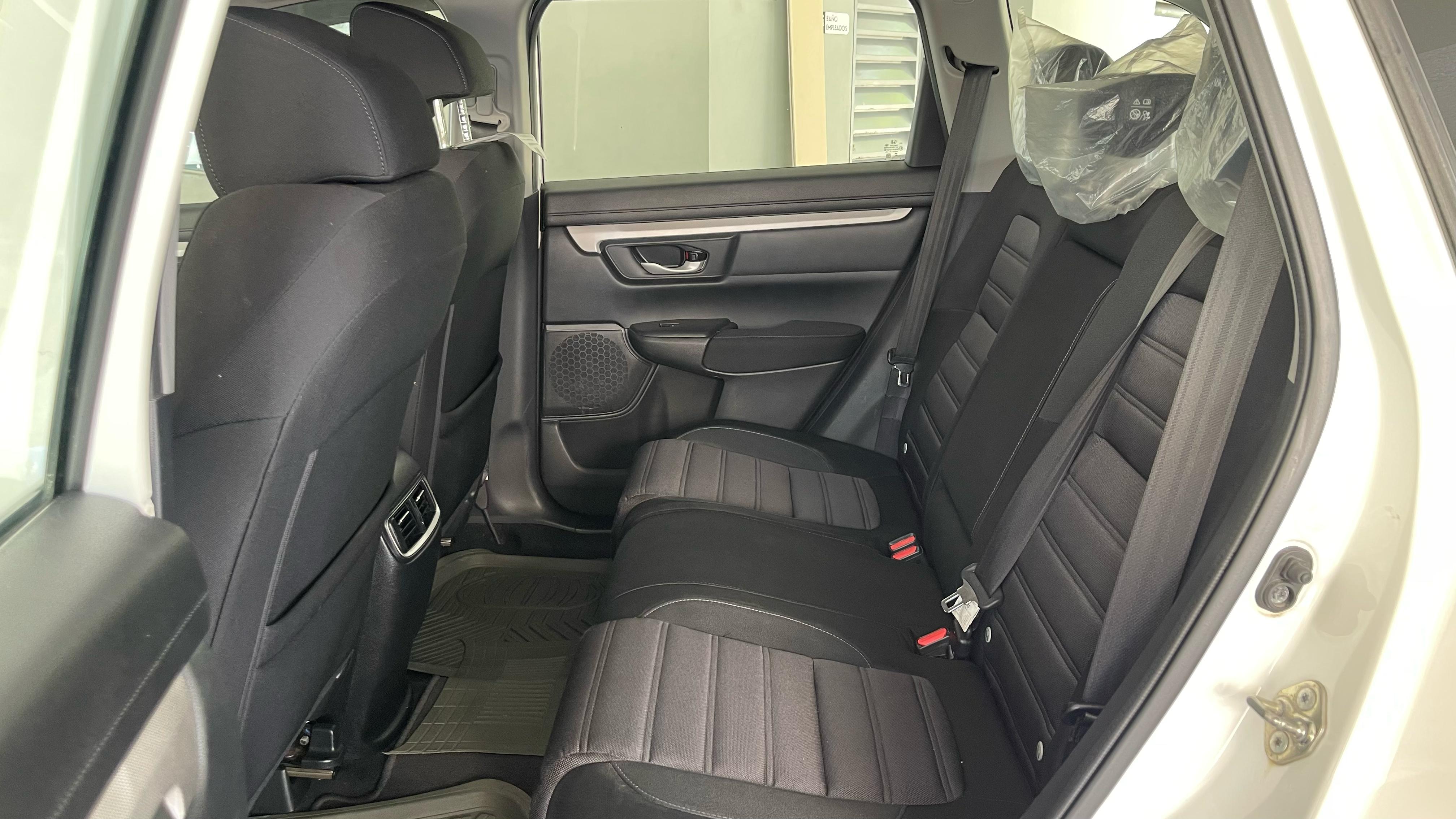 jeepetas y camionetas - Honda CRV LX 2018 5