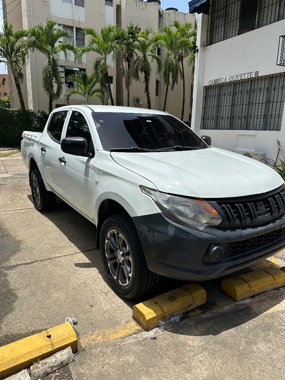 jeepetas y camionetas - 2020 Mitsubishi L 200 Sportero IG autocoree_ 2