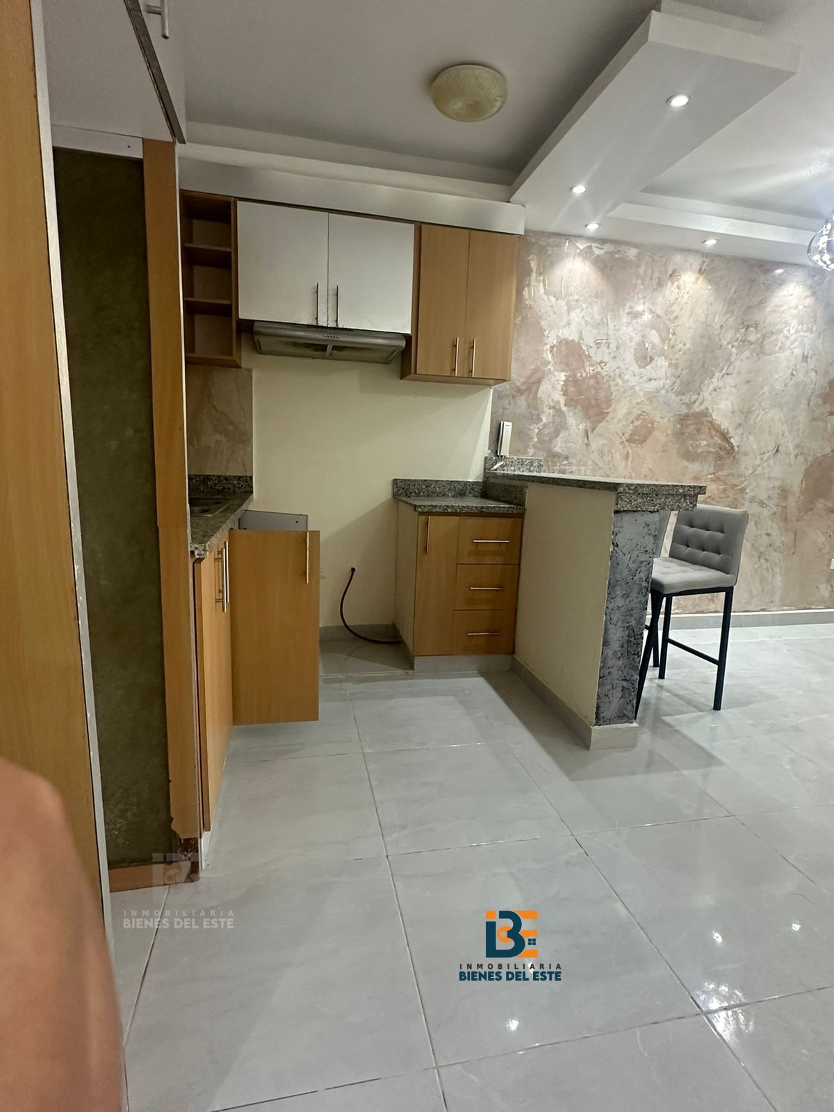 apartamentos - VENDE Apartamento de Una Habitacion DE OPORTUNIDAD 4