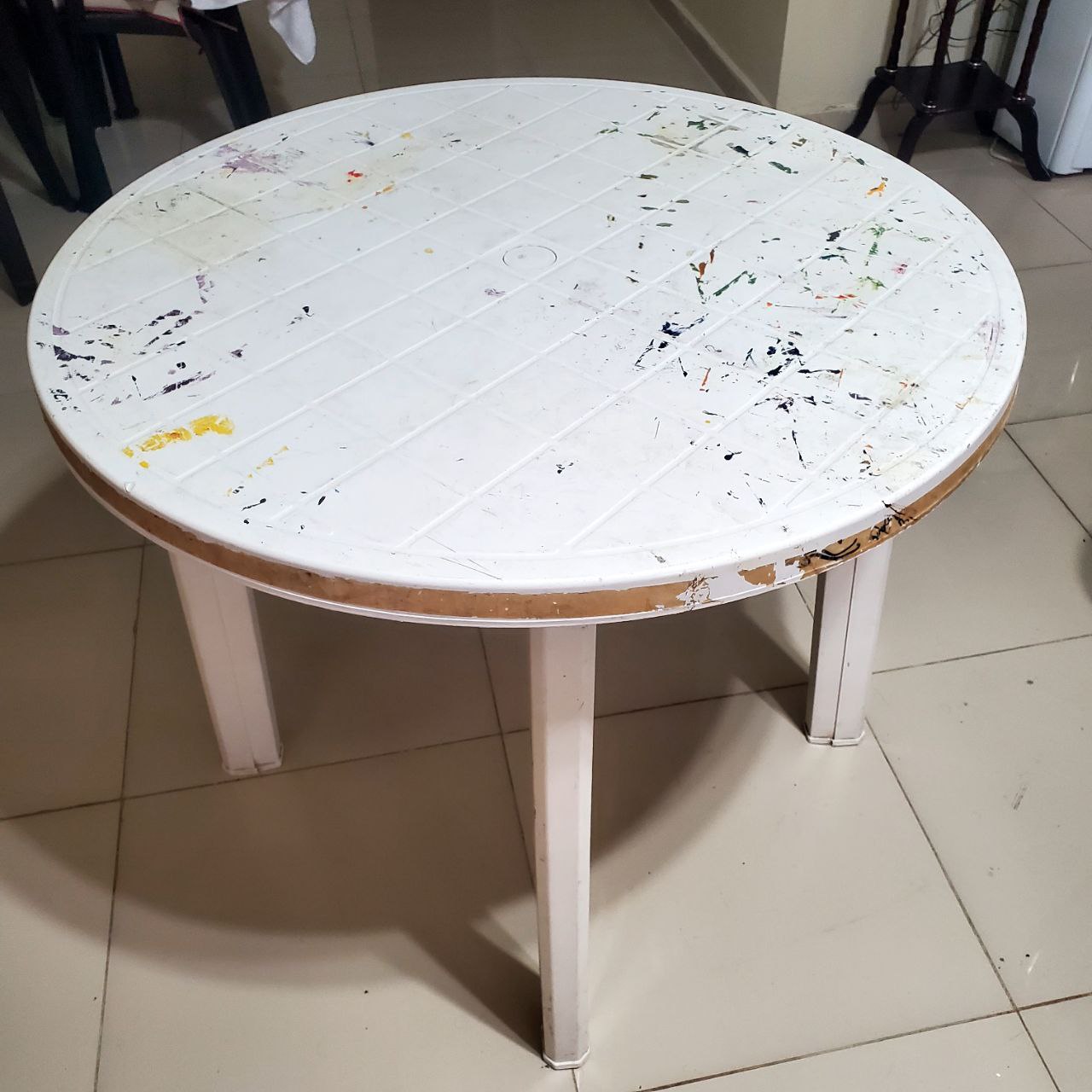 muebles y colchones - Mesa Redonda, Plástico, Desarmable. 60 pulgadas 1