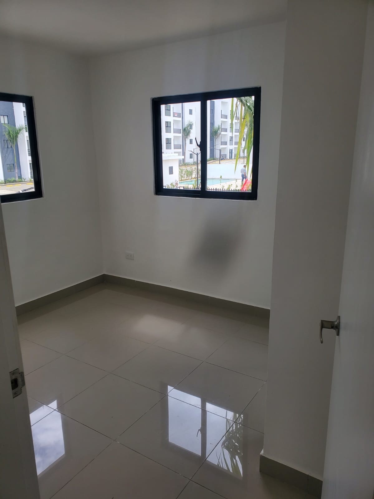 apartamentos - RES. DON FERNANDO III 0