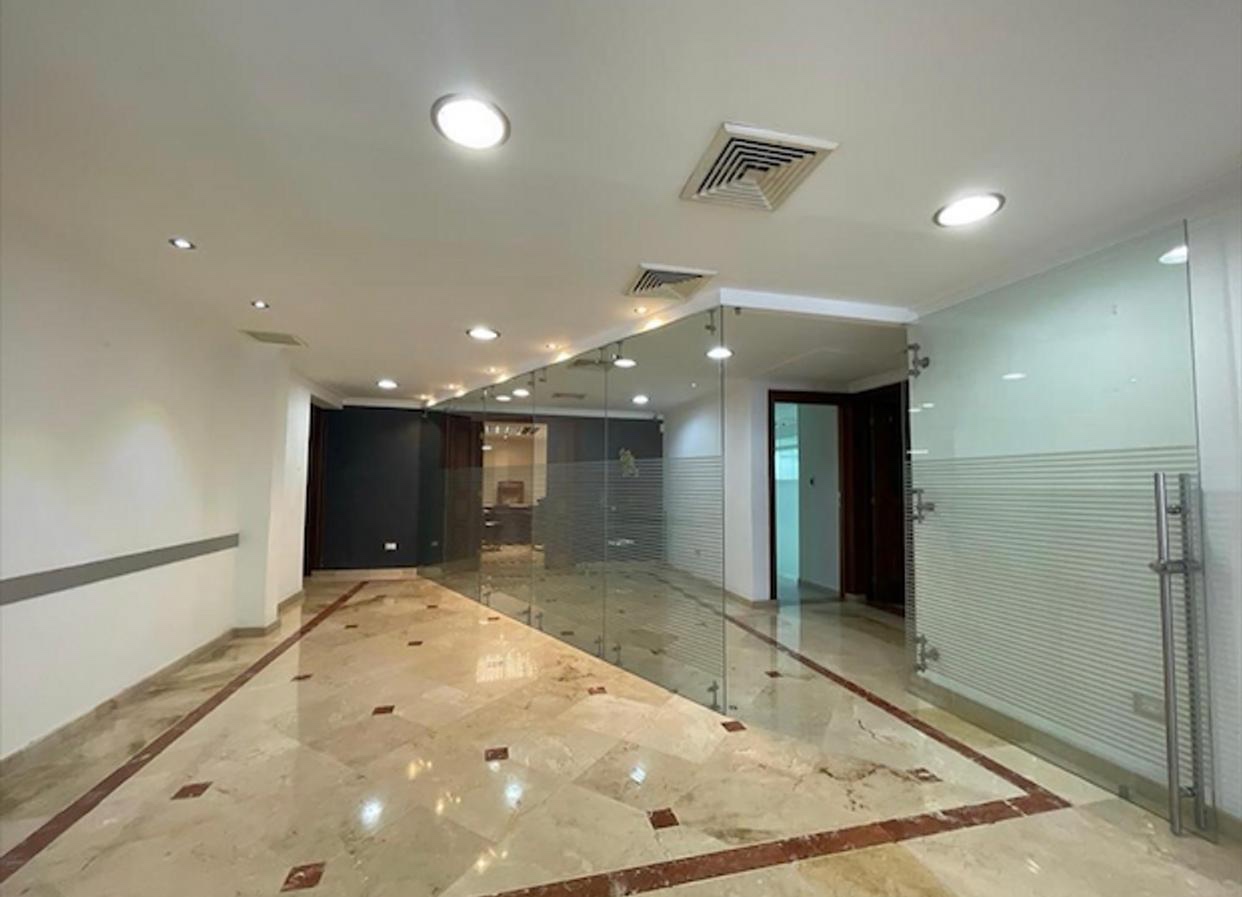 oficinas y locales comerciales - Local en alquiler  7