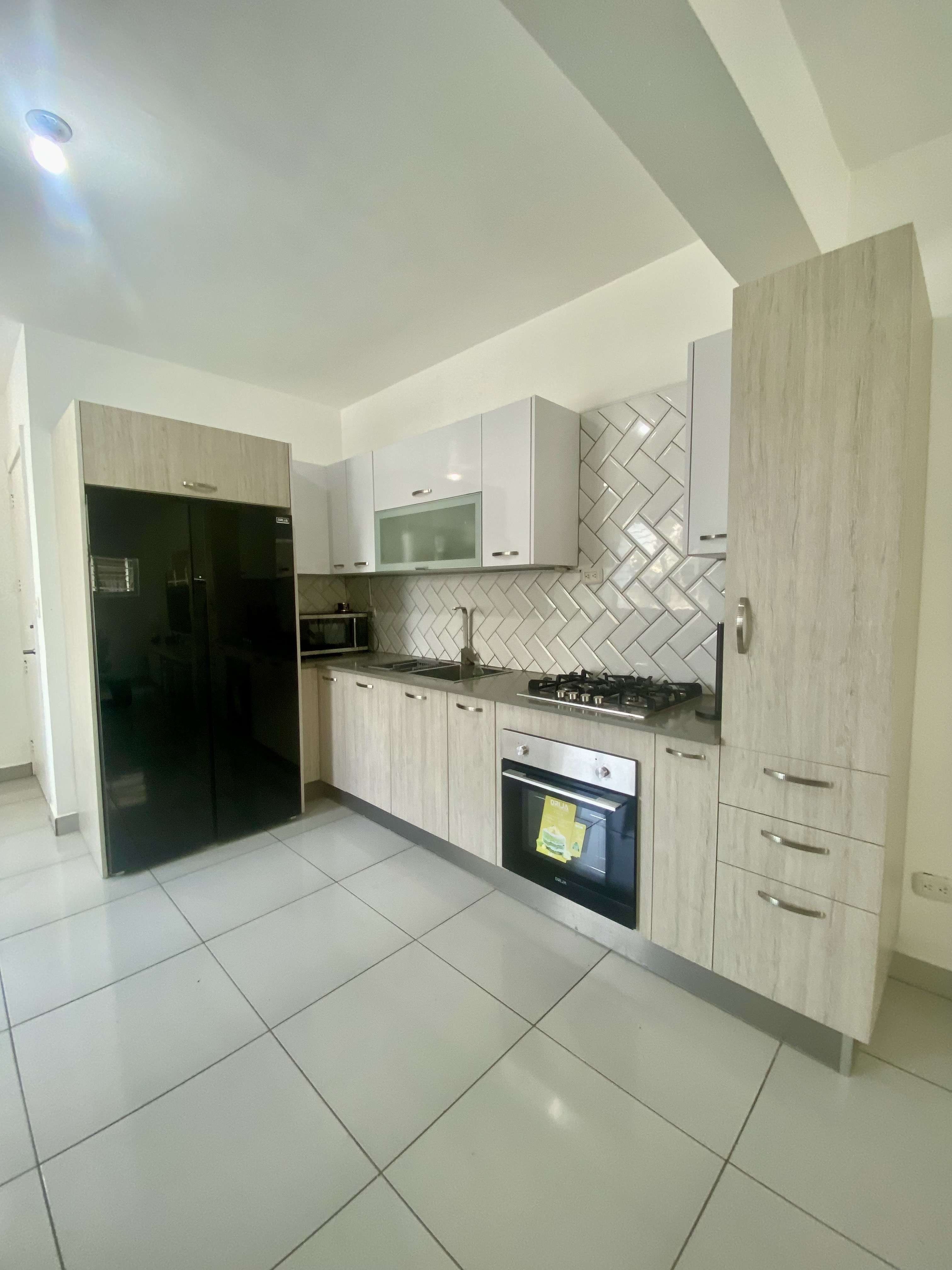apartamentos - moderno Segundo nivel de venta en Gurabo, Santiago 1