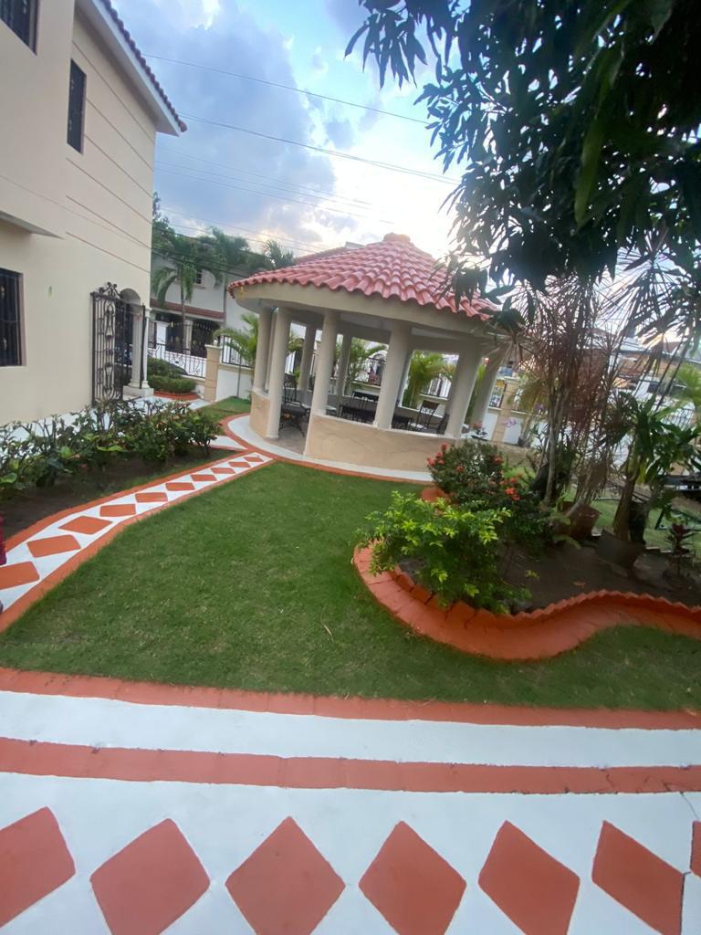 casas - CASA AMUEBLADA EN ALQUILER – VISTA LINDA, SANTIAGO 5