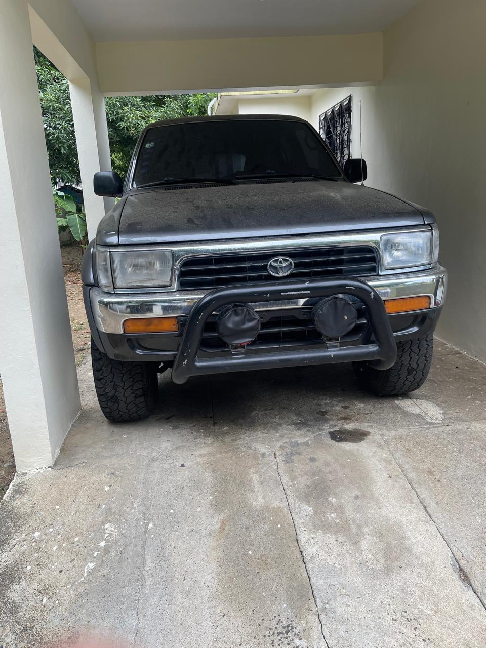 jeepetas y camionetas - Toyota 4runner 1998 0