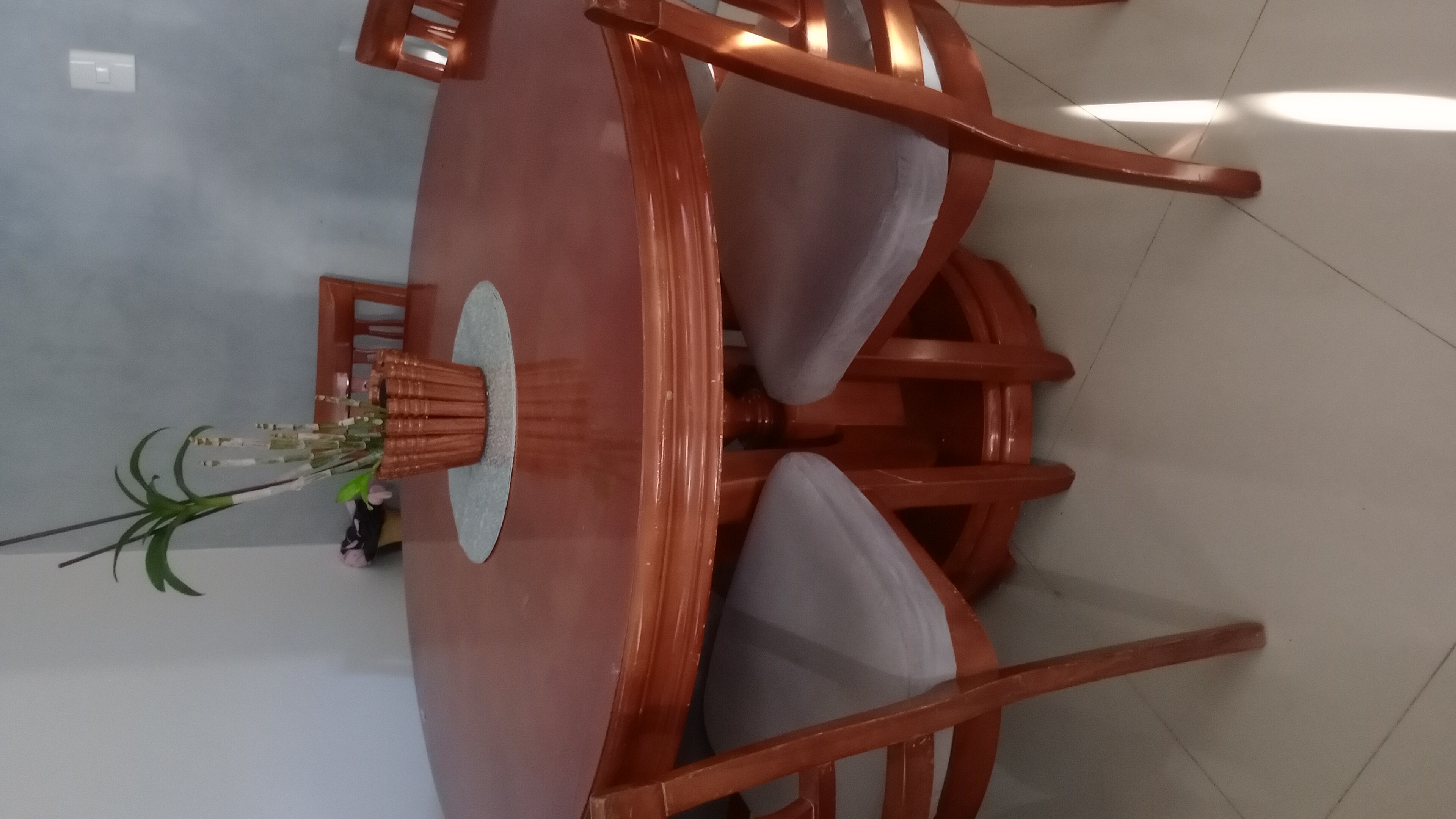 muebles y colchones - Vendo de oportunidad reliquia de comedor 1