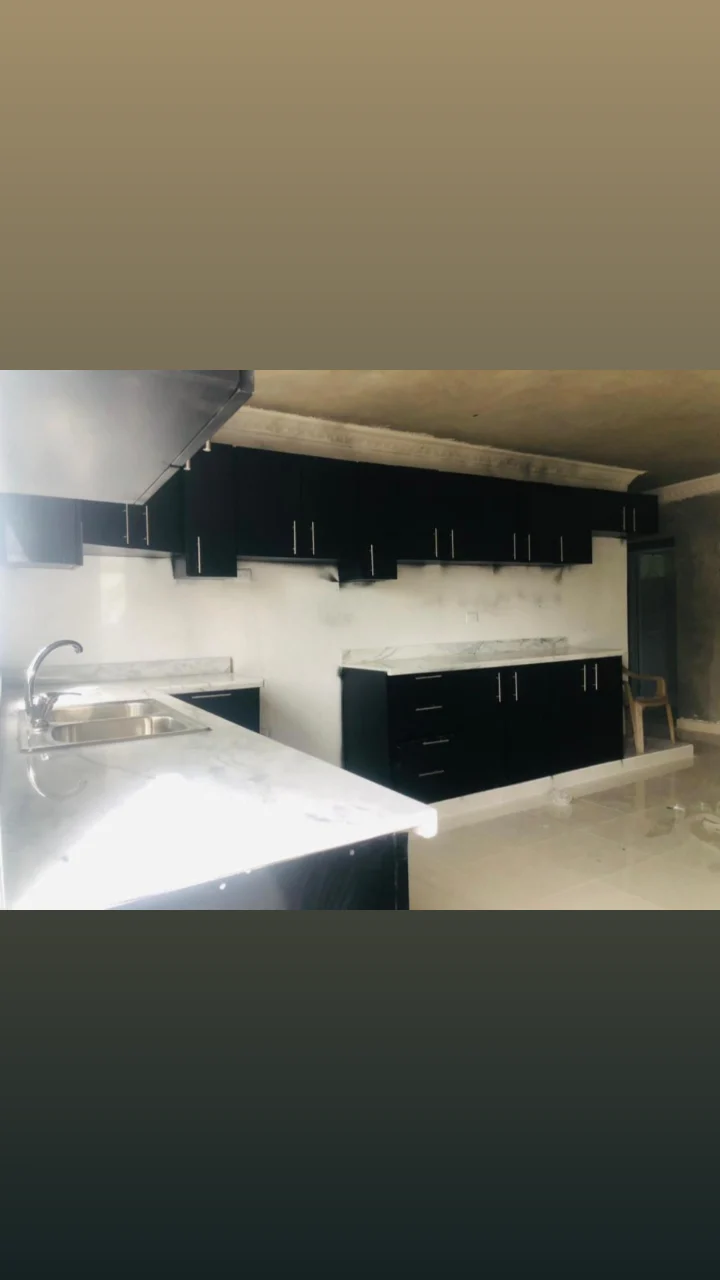 muebles y colchones - Gabinete y meseta  0