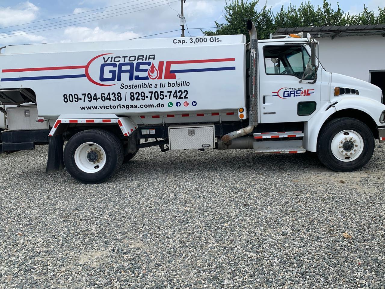 camiones y vehiculos pesados - Camión Cisterna de Gasoil Sterling en Venta 9