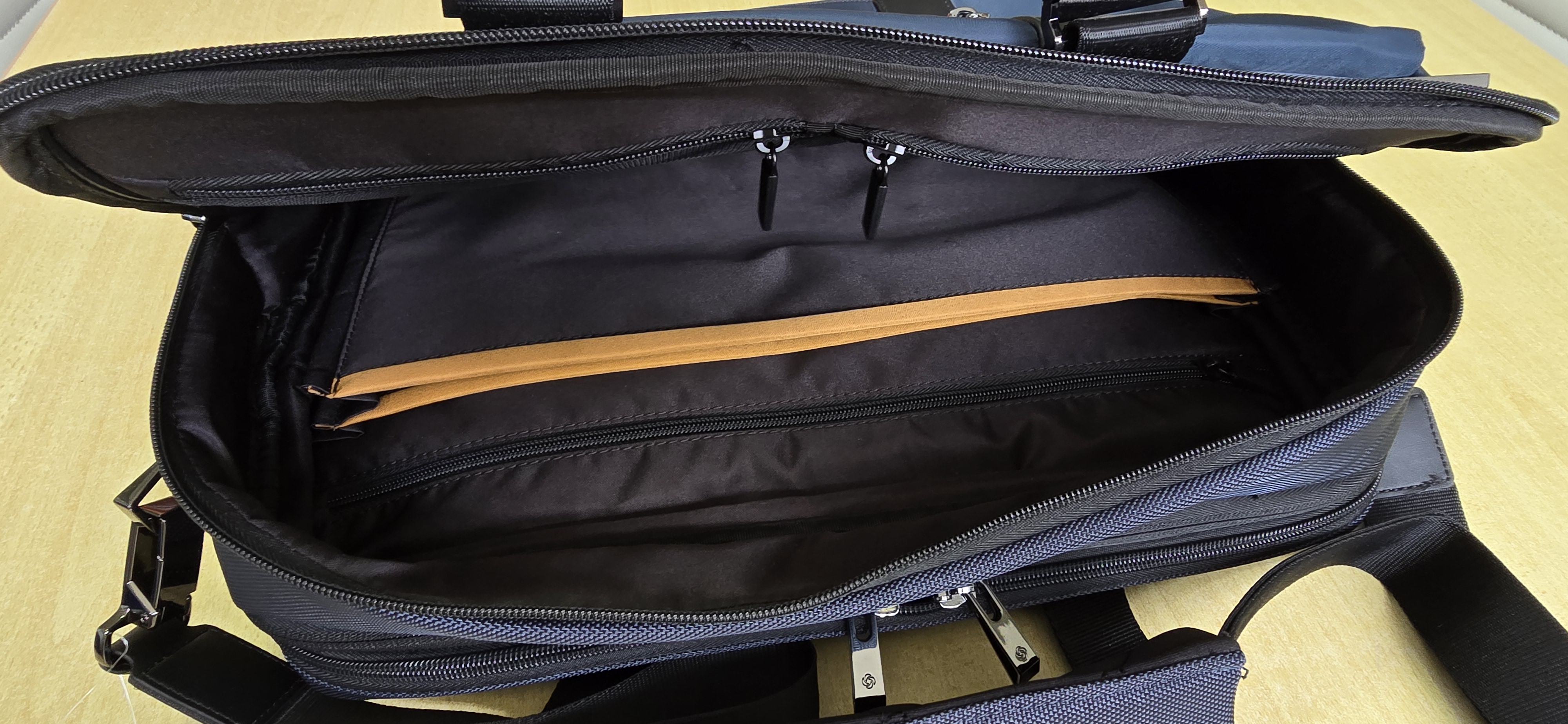 carteras y maletas - Bulto Samsonite para laptop 4