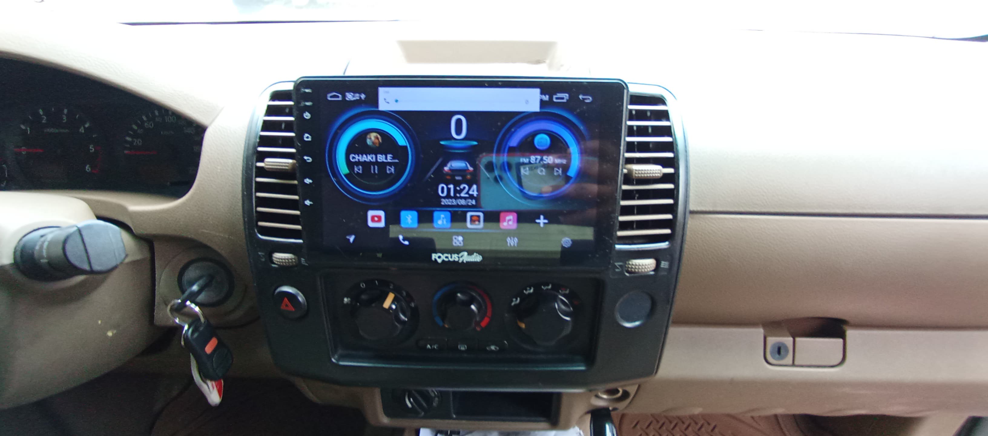 jeepetas y camionetas - Nissan Navara  4