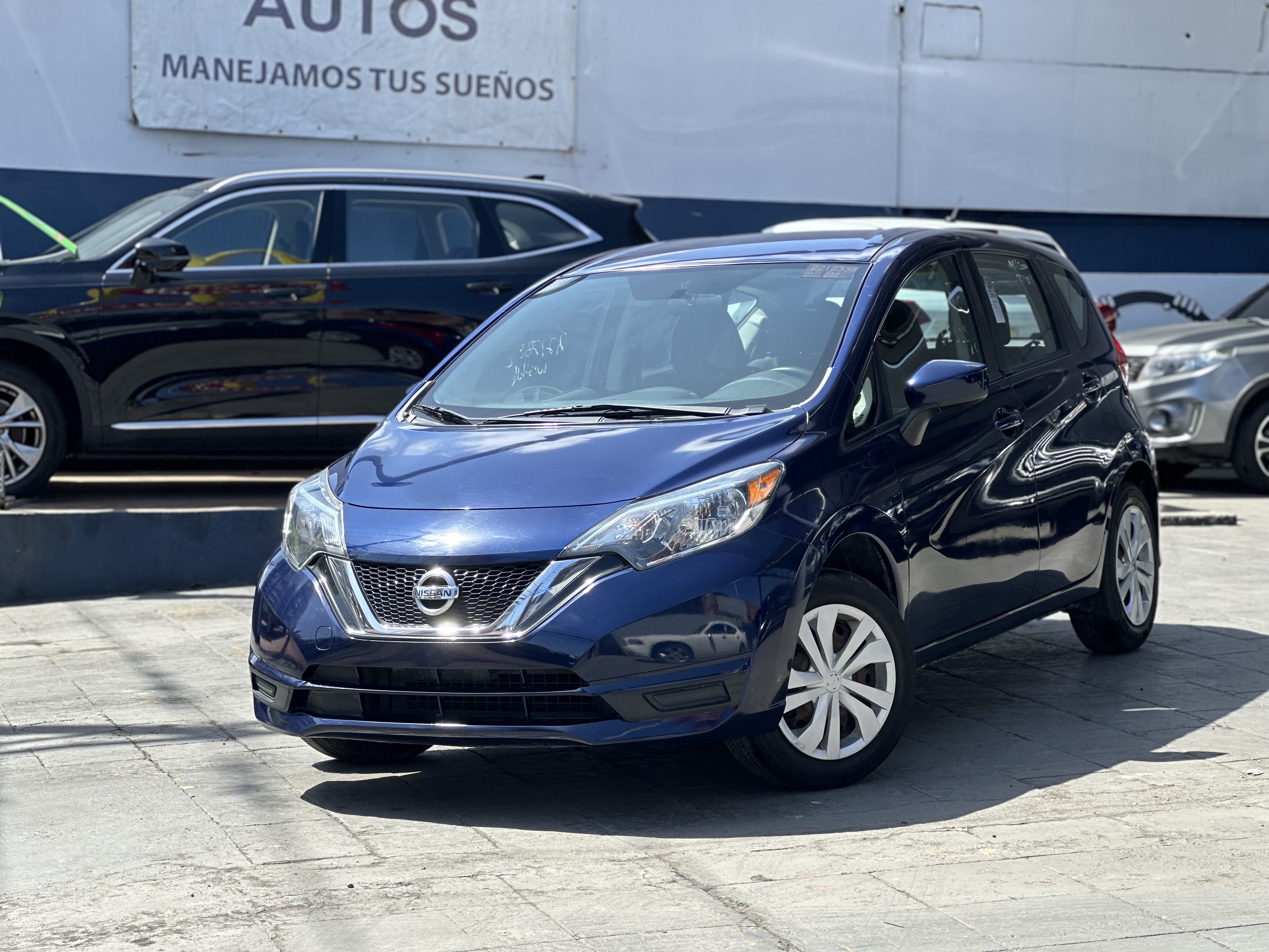 carros - NISSAN VERSA NOTE SV 2019  1