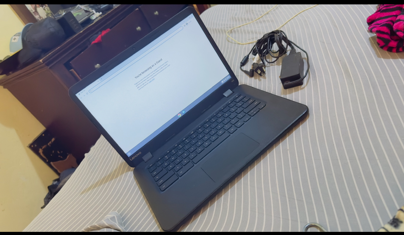 computadoras y laptops - LAPTOP LENOVO 14 PULGADAS GOOGLECHROME 0